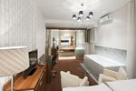 Roayal Club Double with Whirlpool в Pytloun City Boutique Hotel