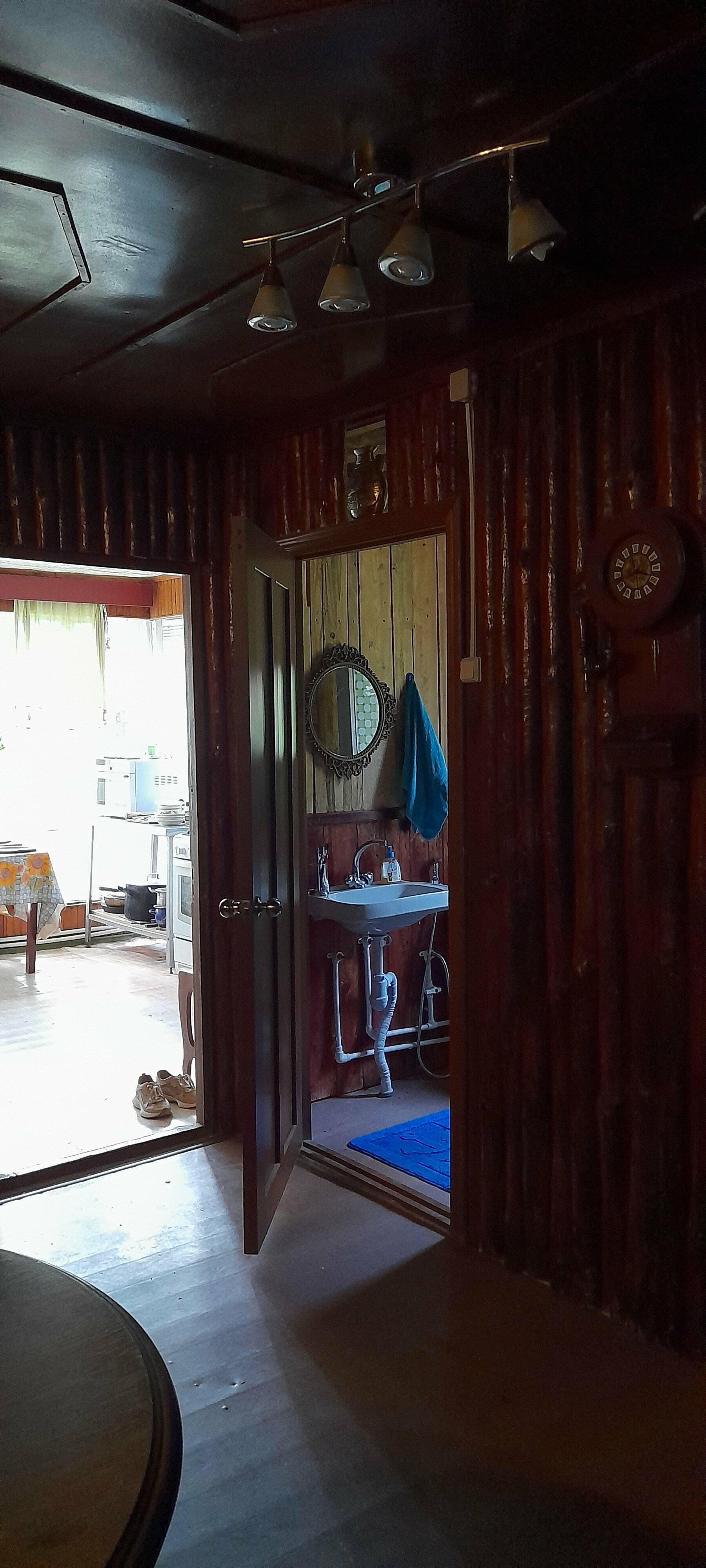 Коттедж с видом на лес