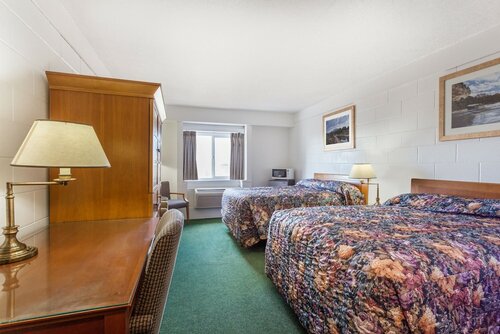 Номер, 2 двуспальные кровати, для некурящих в Moosejaw Inn