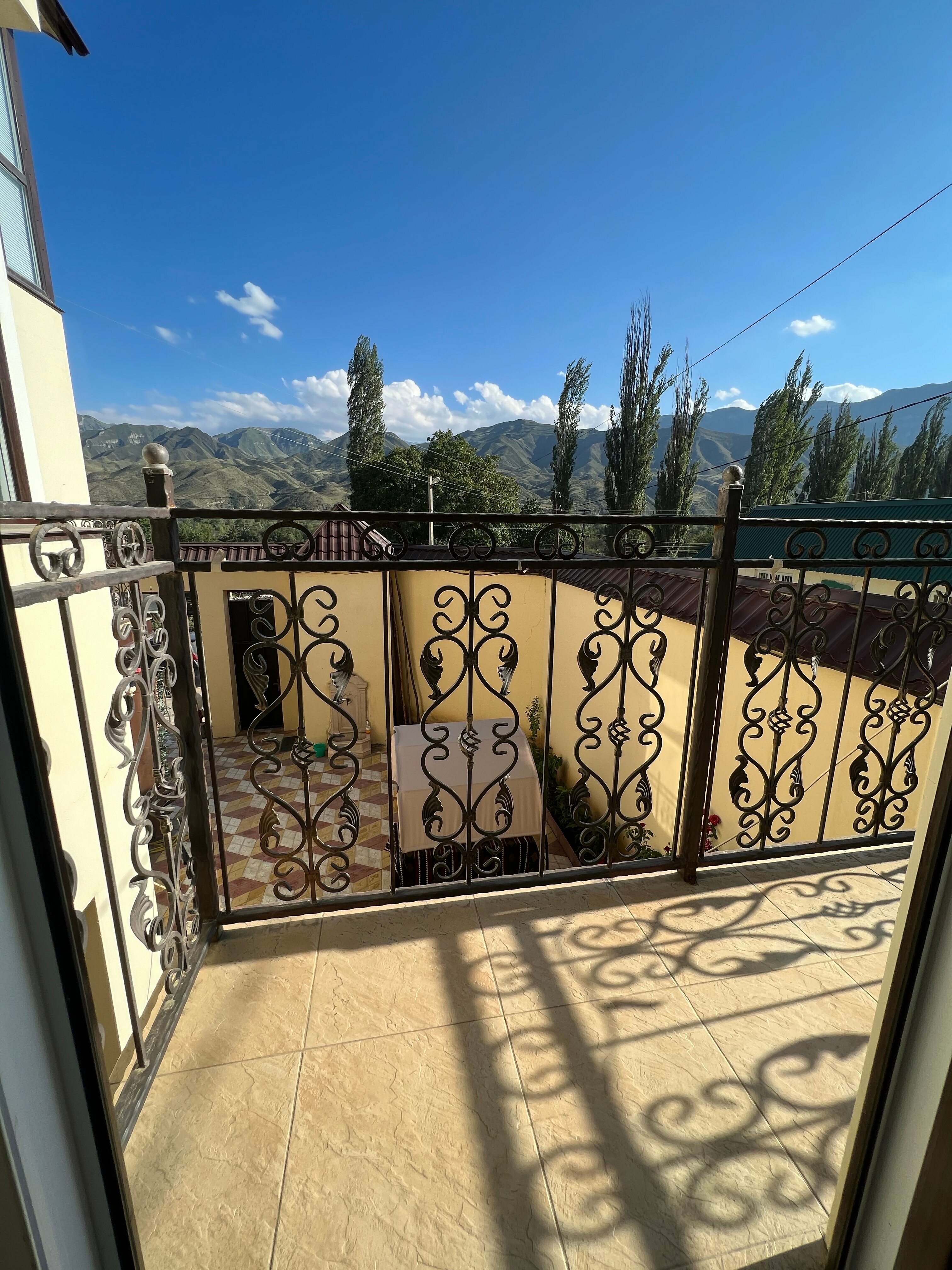 Двухместный номер с 1 кроватью или 2 отдельными кроватями, вид на горы