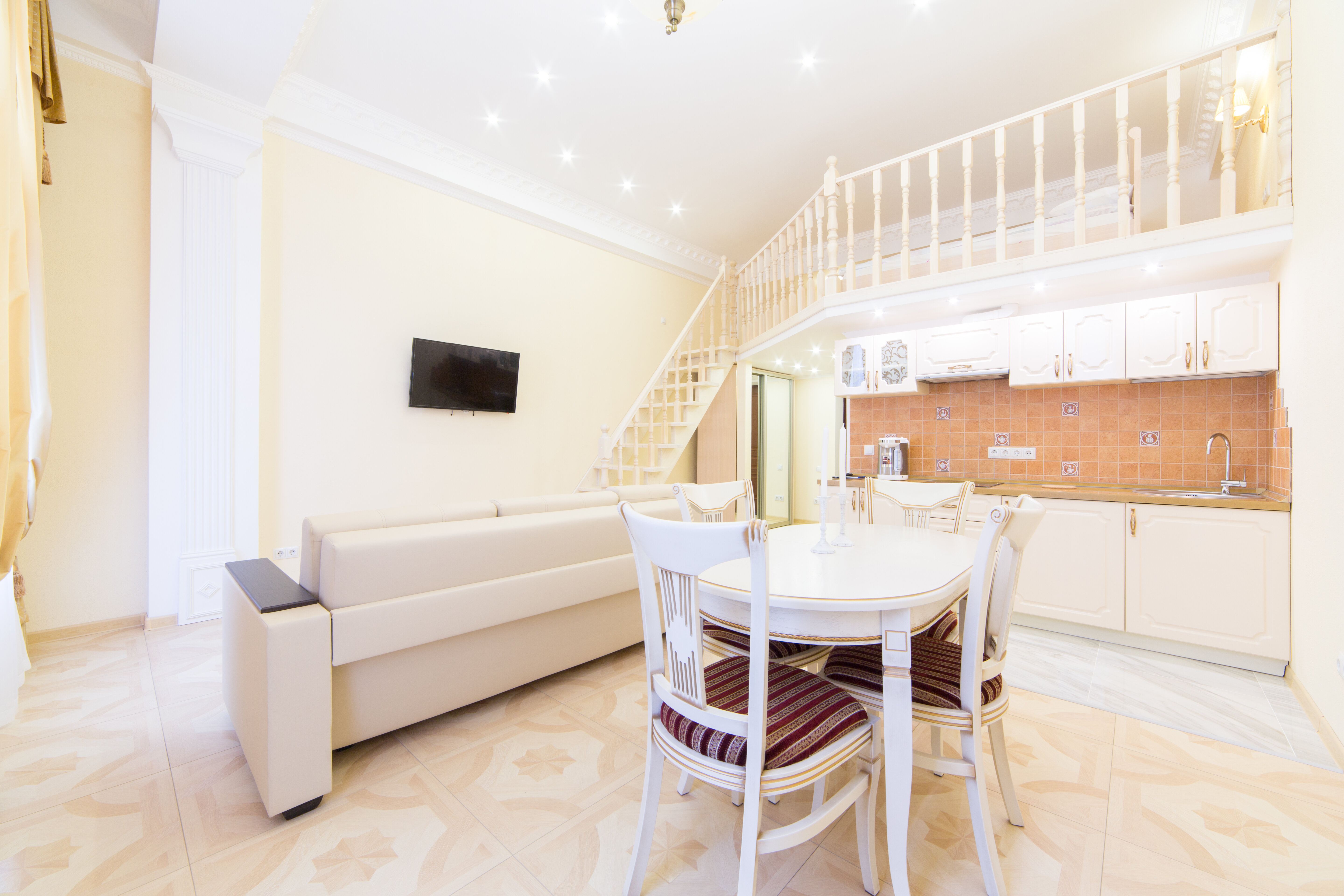 Двухуровневые апартаменты