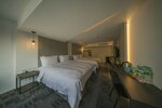 Улучшенный двухместный номер с 2 односпальными кроватями в Watermark Hotel
