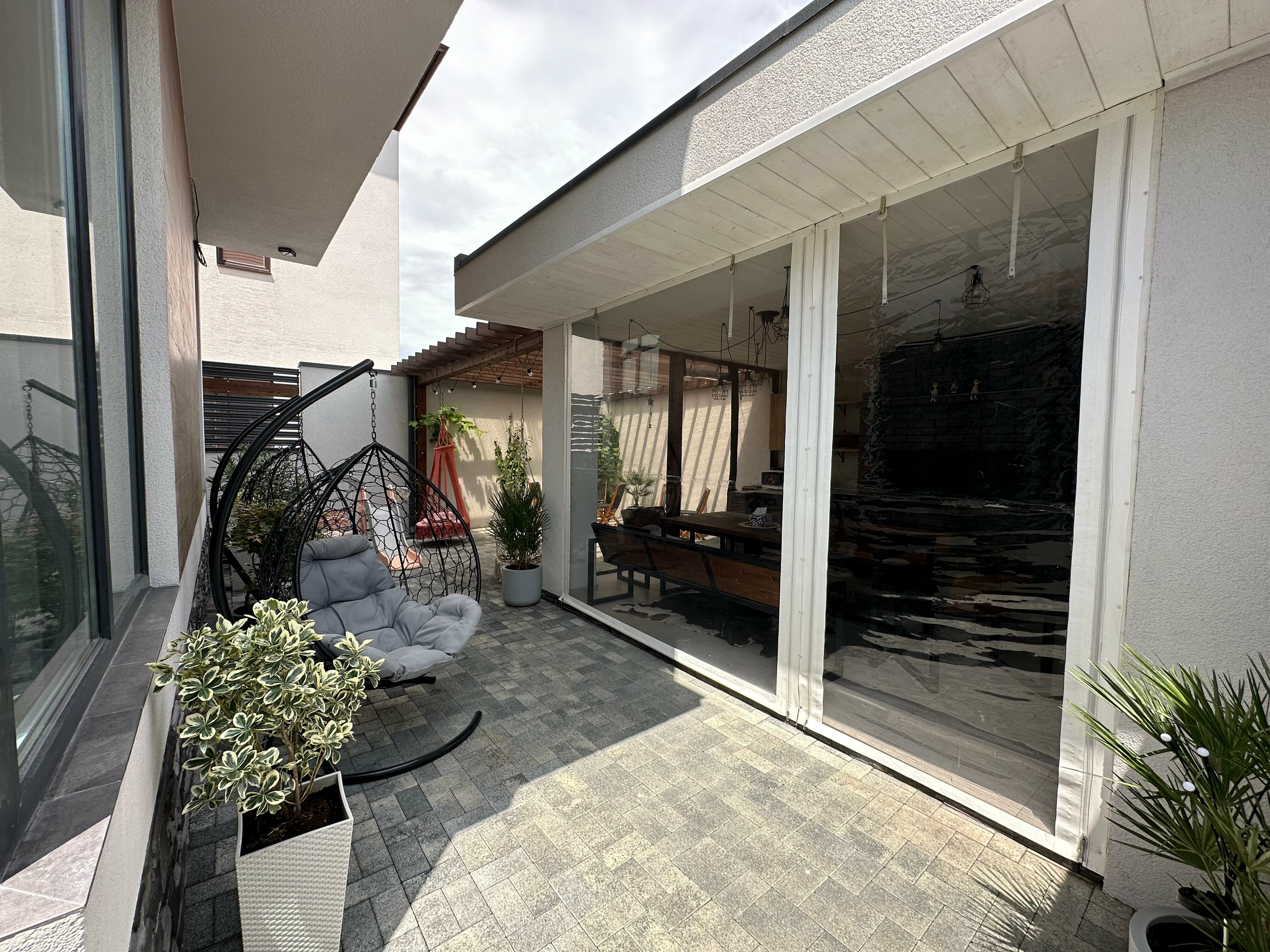 Четырехместный номер с видом на горы