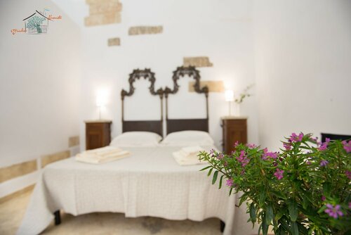 Двухместный номер с 1 двуспальной кроватью, вид на сад (Botticelle) в B&b Giardino Nascosto Taviano