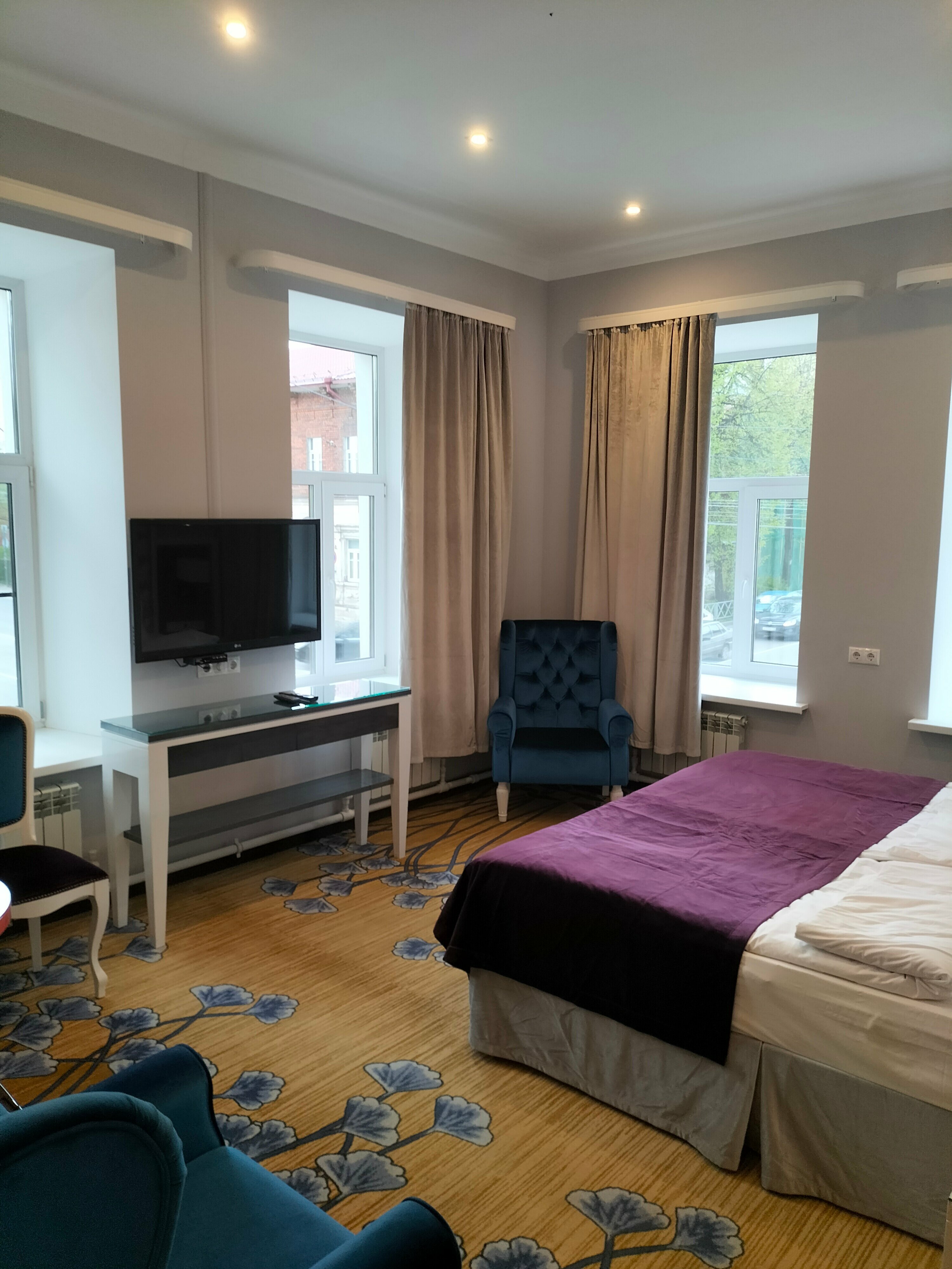 Улучшенный номер с кроватью размера «king-size»