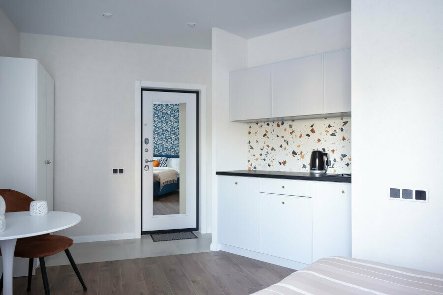 Студия "Пекин" с балконом