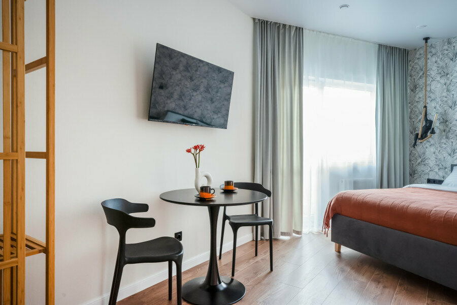 Студия "Дели" с балконом