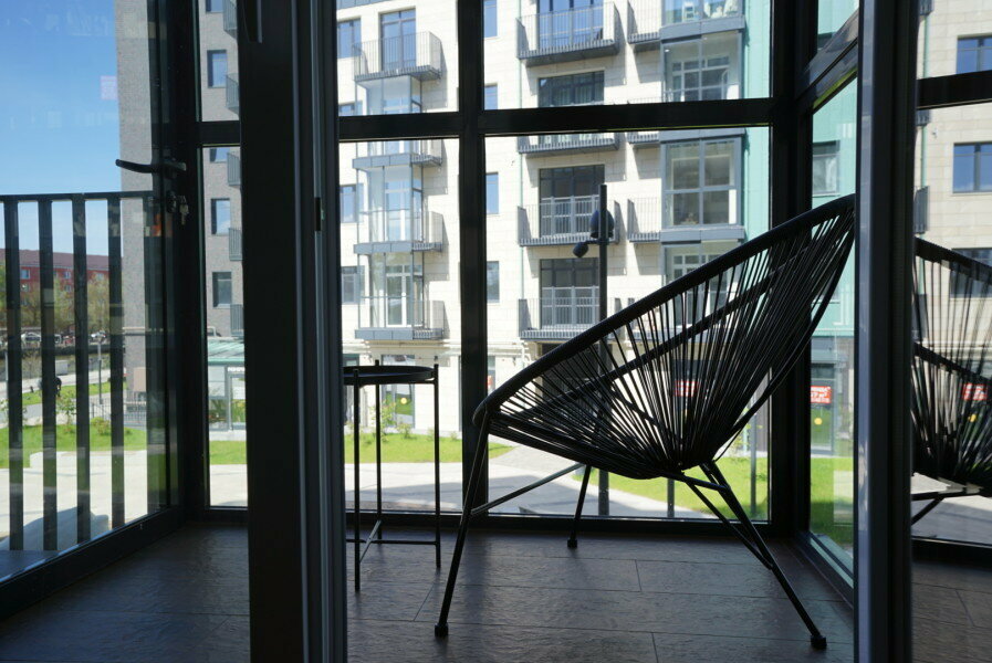 Евродвушка Grey Loft с балконом