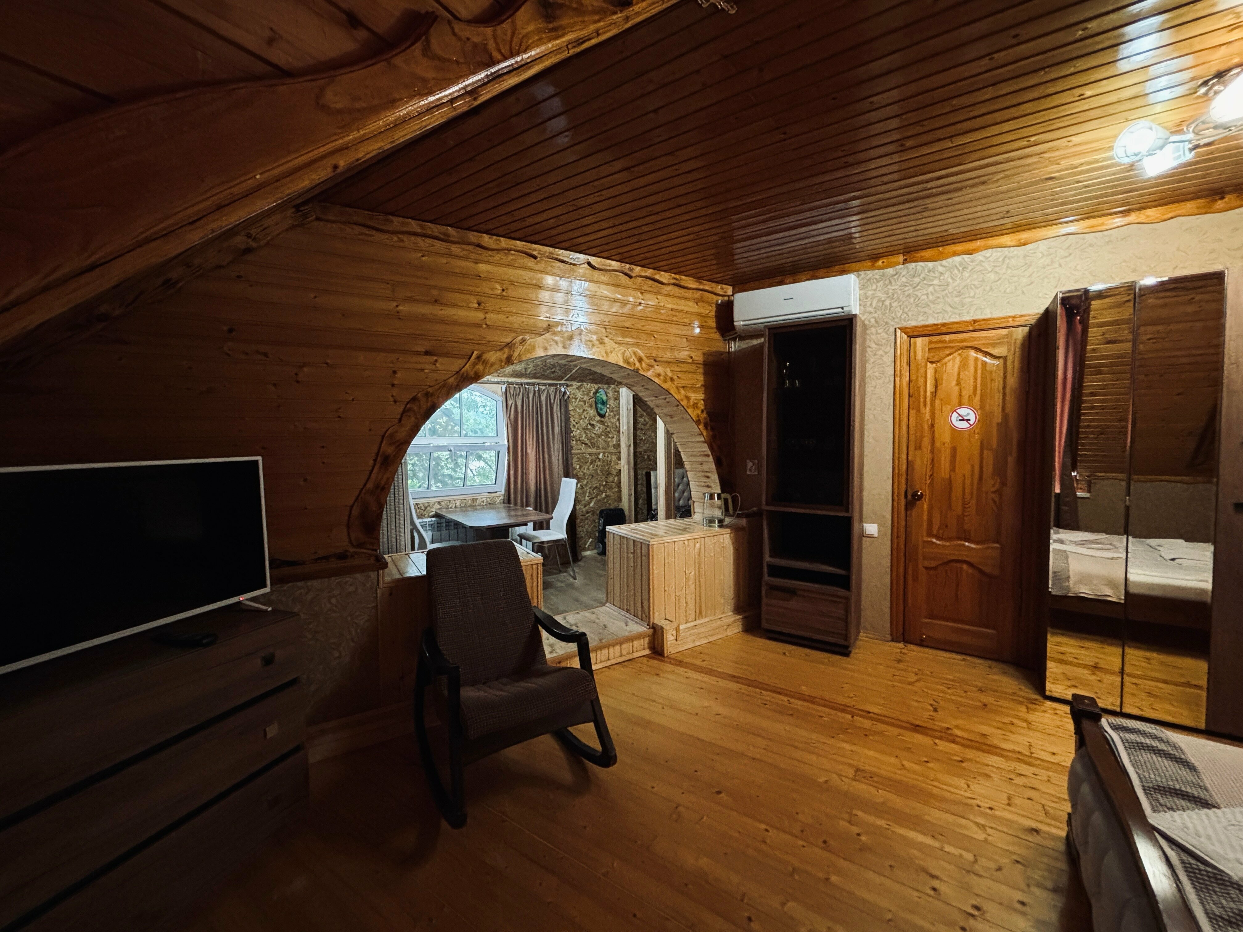 Номер-студия с видом на горы