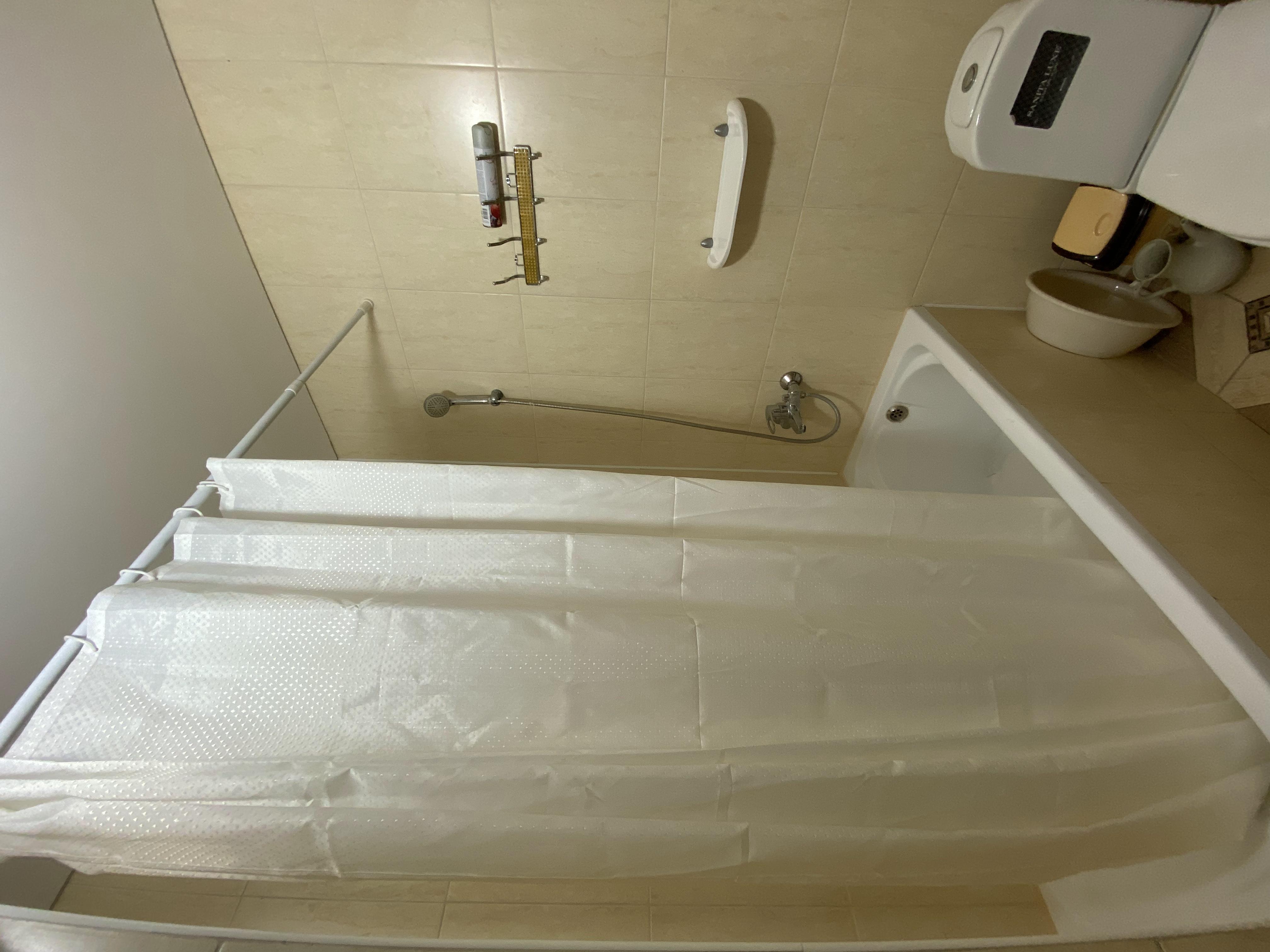 Семейный номер с видом на горы