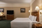 Гранд Студио Люкс с одной большой кроватью с доступом в представительскую гостиную в Сафмар Грандъ
