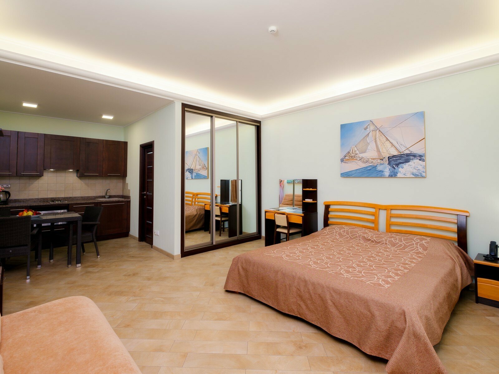 Улучшенный номер-студия