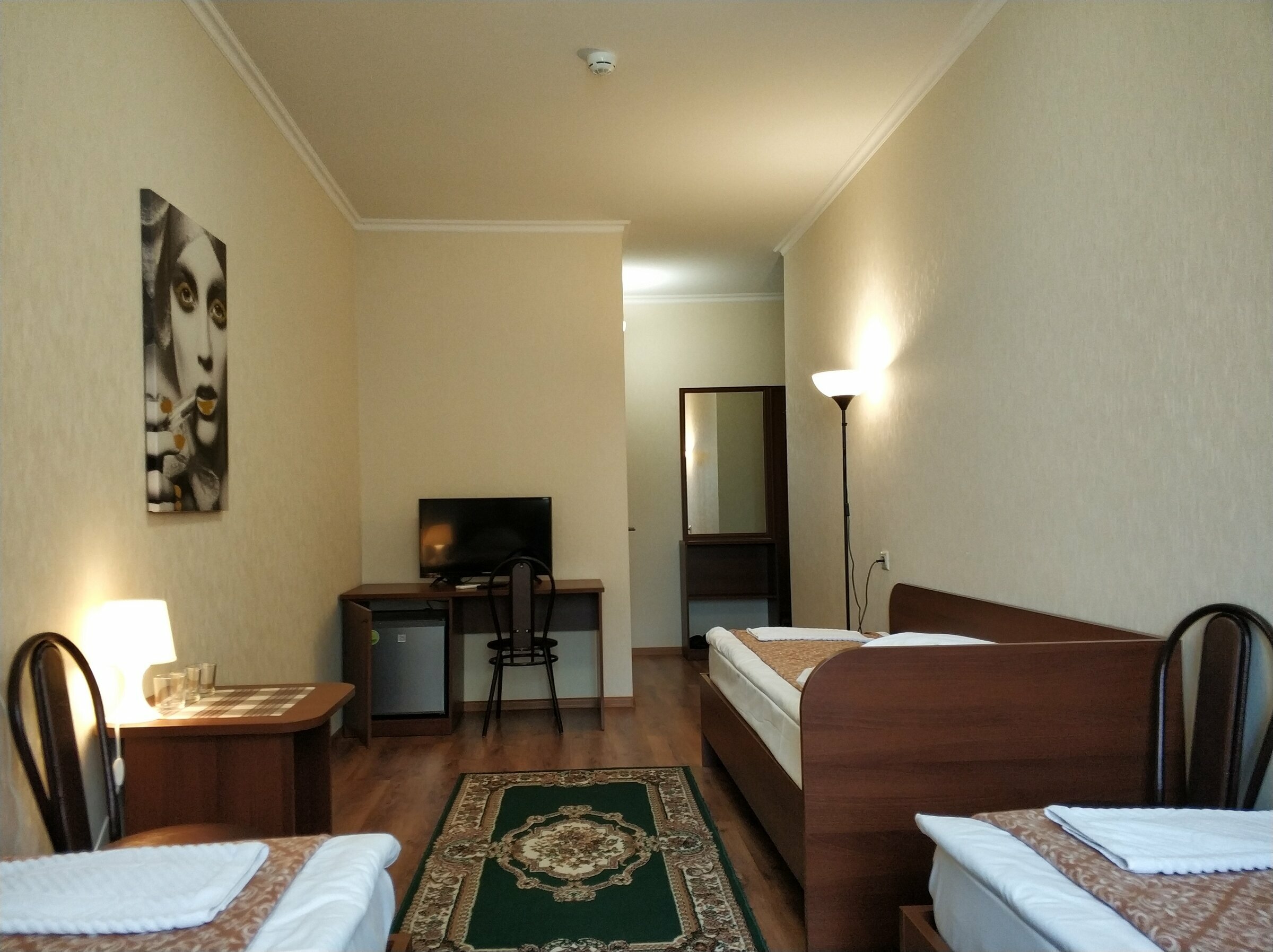 Бюджетный трехместный номер