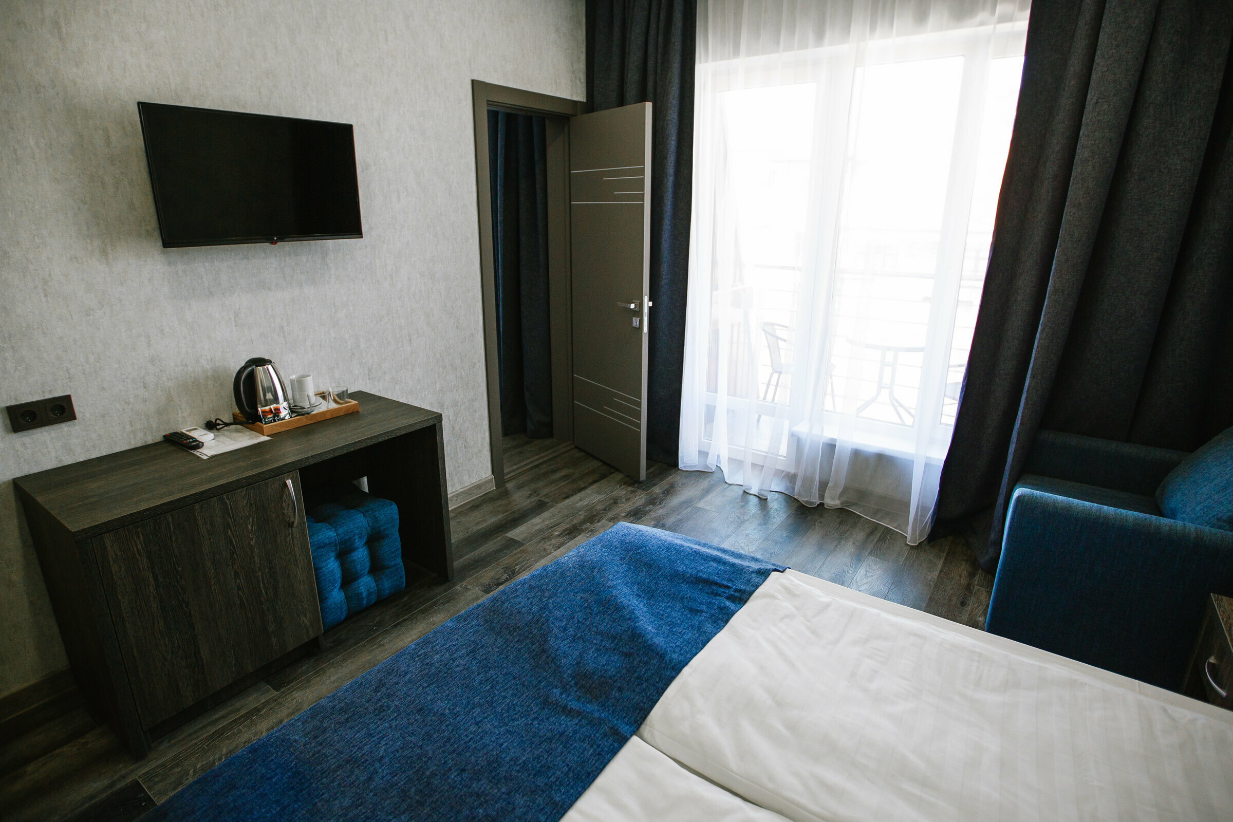 Коннект с балконом. Вид на море