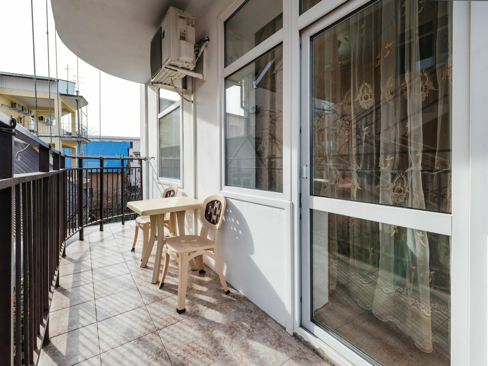 Семейный номер с балконом