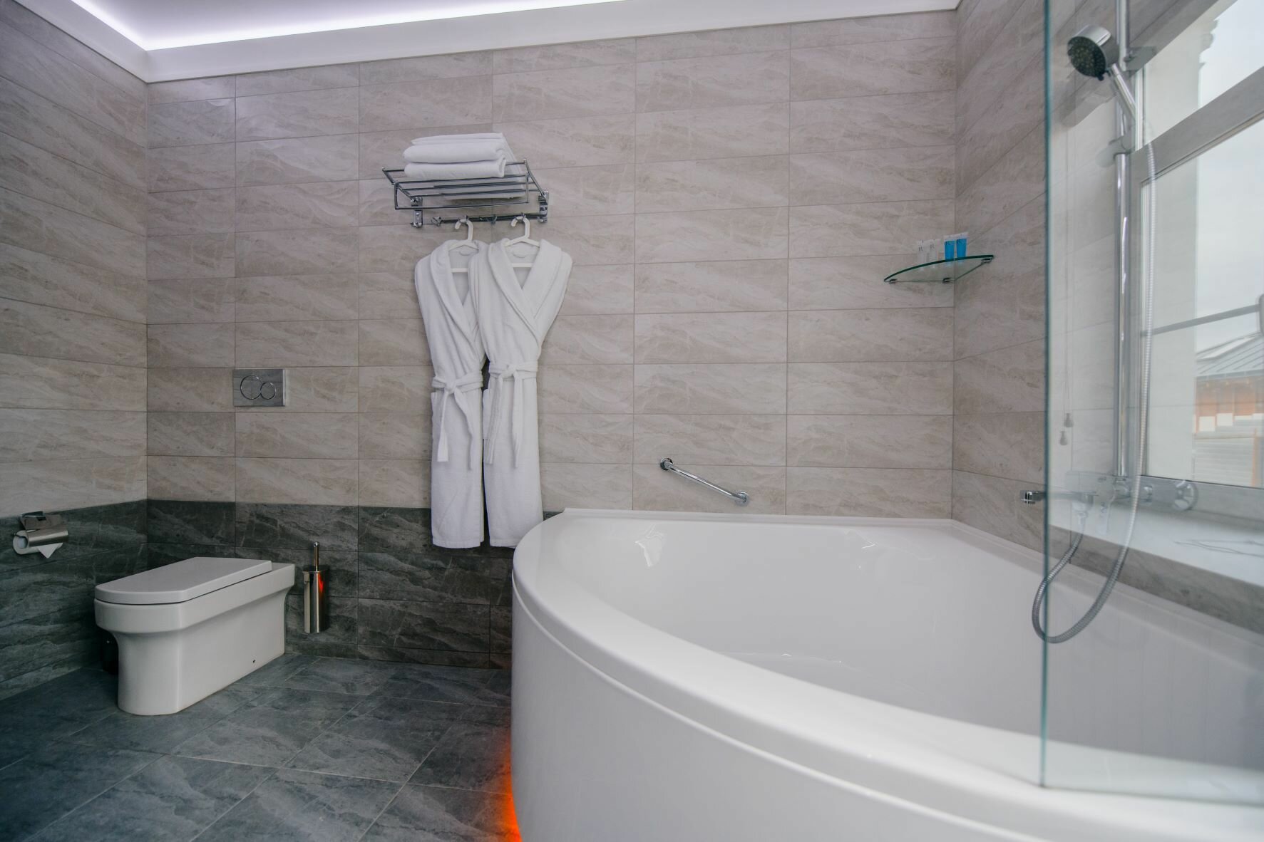 Люкс с кроватью размера «king-size»