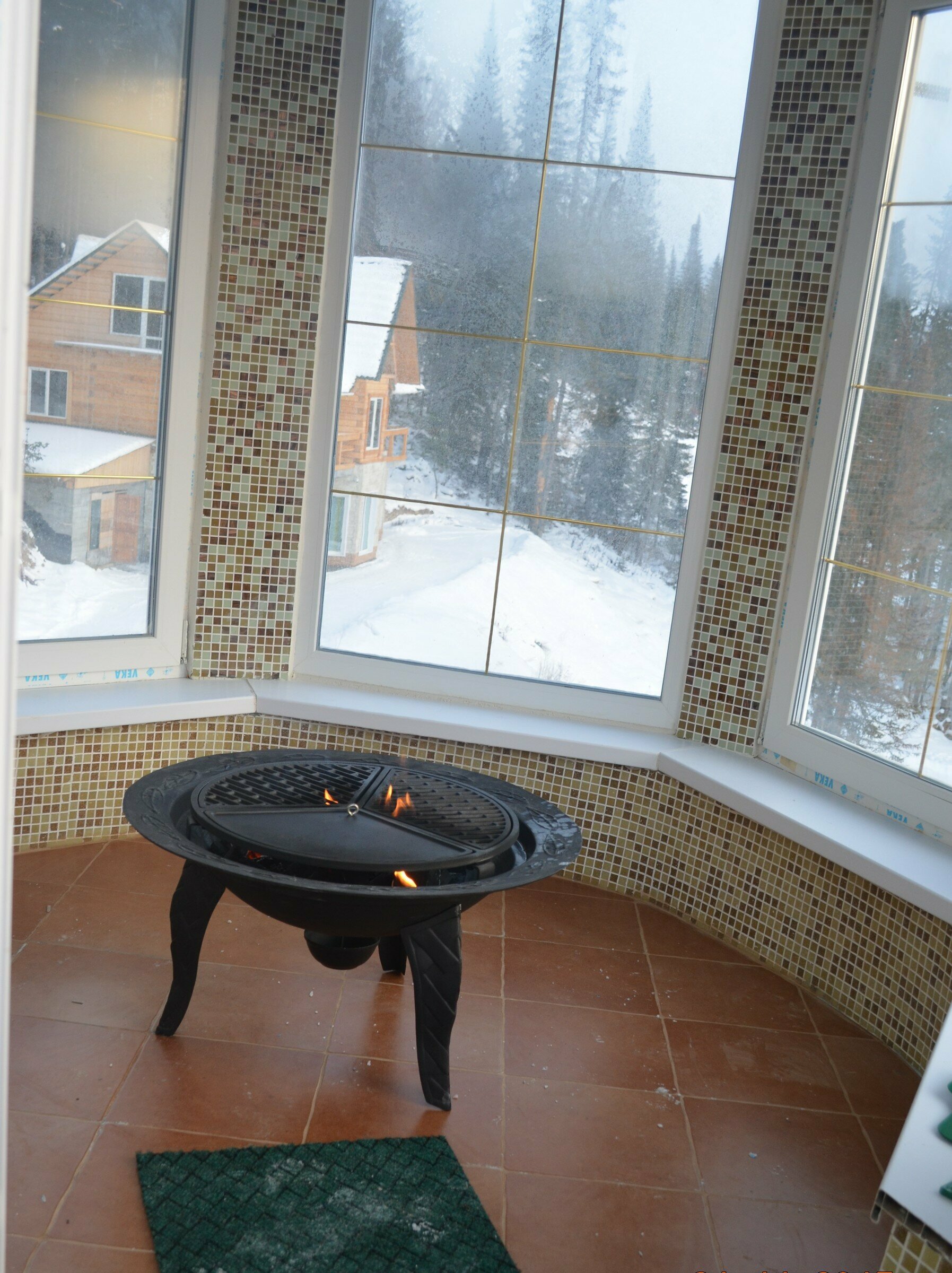 Четырехместный номер с видом на горы