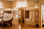 Спальное место на двухъярусной кровати в общем номере для мужчин и женщин в Ин Лайк
