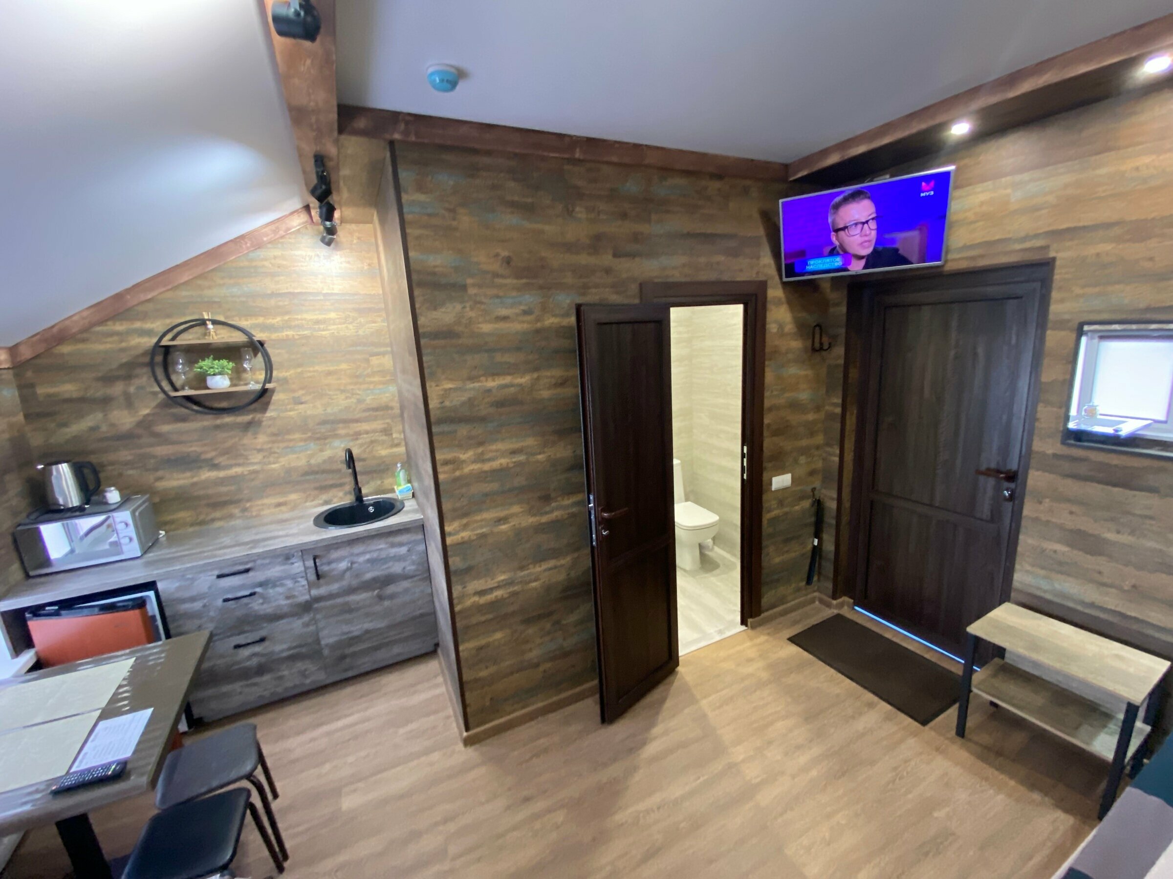 Двухместный номер с 2 отдельными кроватями и ванной