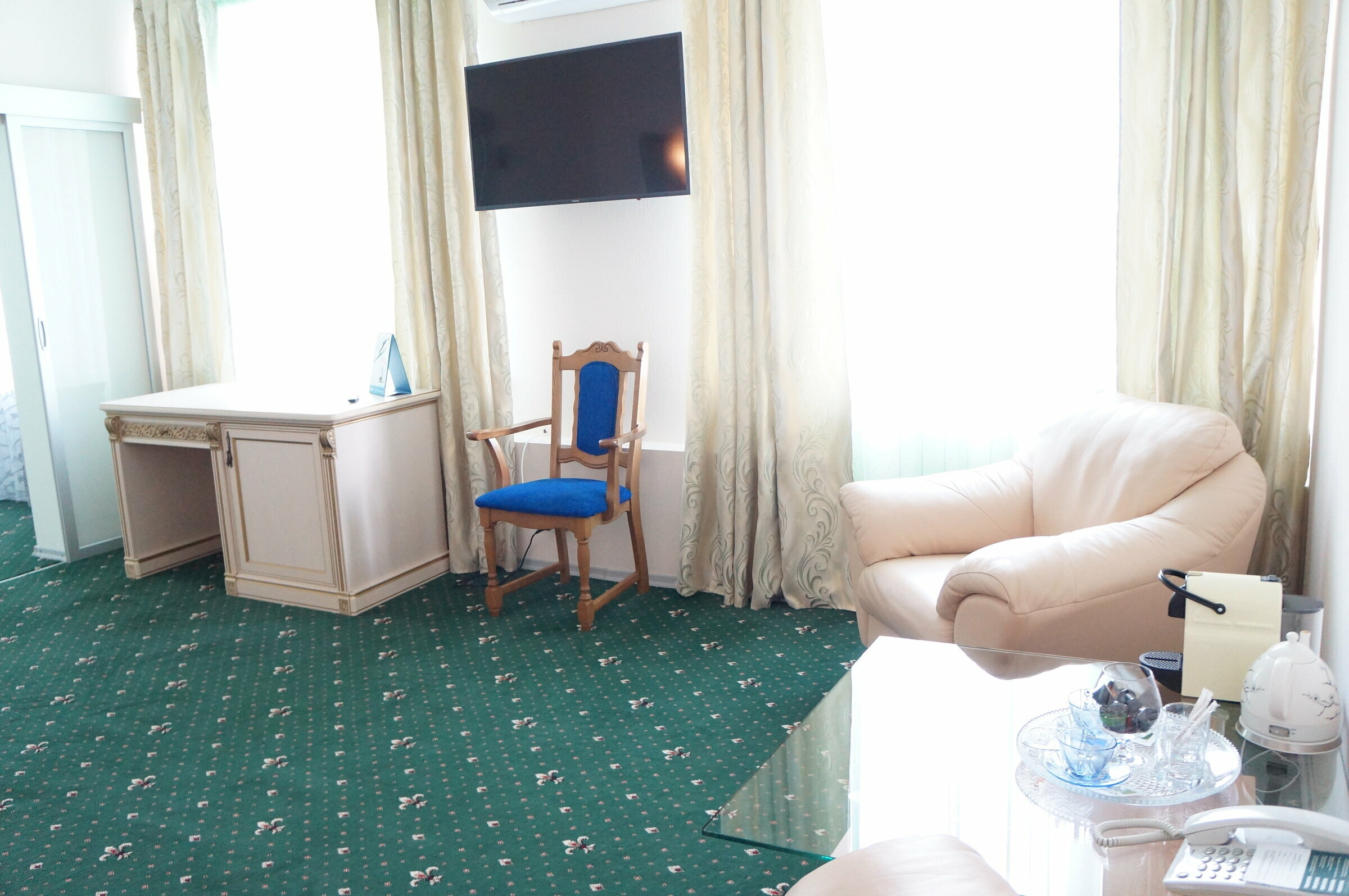 Люкс с 1 спальней