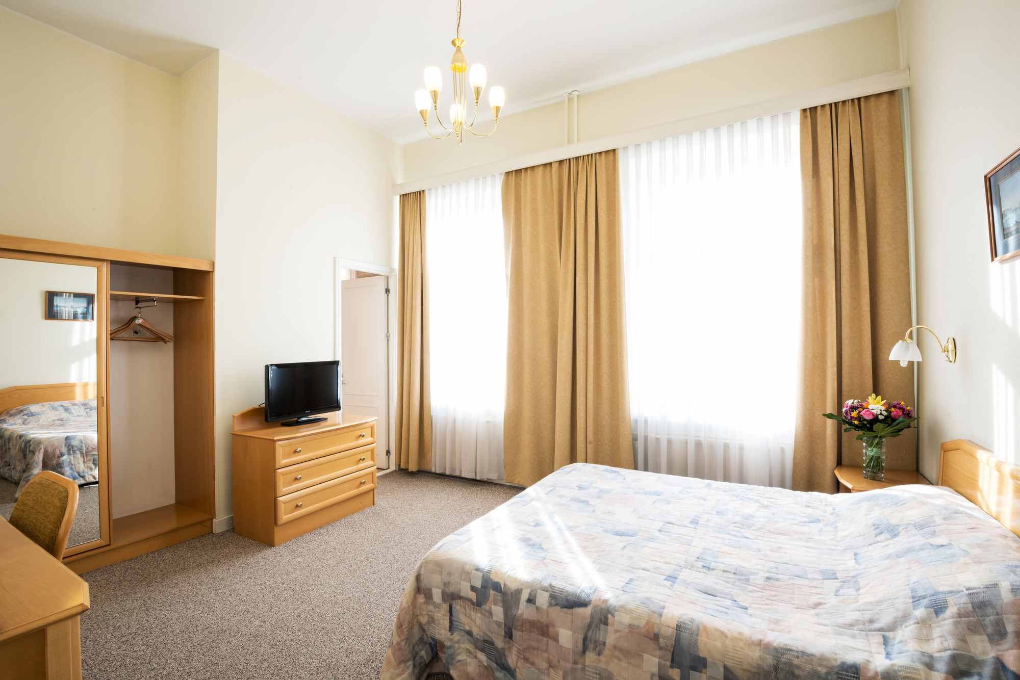 Семейный двухместный номер с 1 кроватью