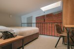 Duplex Suite (Двухъярусный номер с одной двуспальной кроватью и одним раскладывающимся диваном) в Turris Hotel Lubyansky