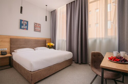 Superior DBL (Улучшенный двухместный номер с одной двухспальной кроватью (king size) в Turris Hotel Lubyansky