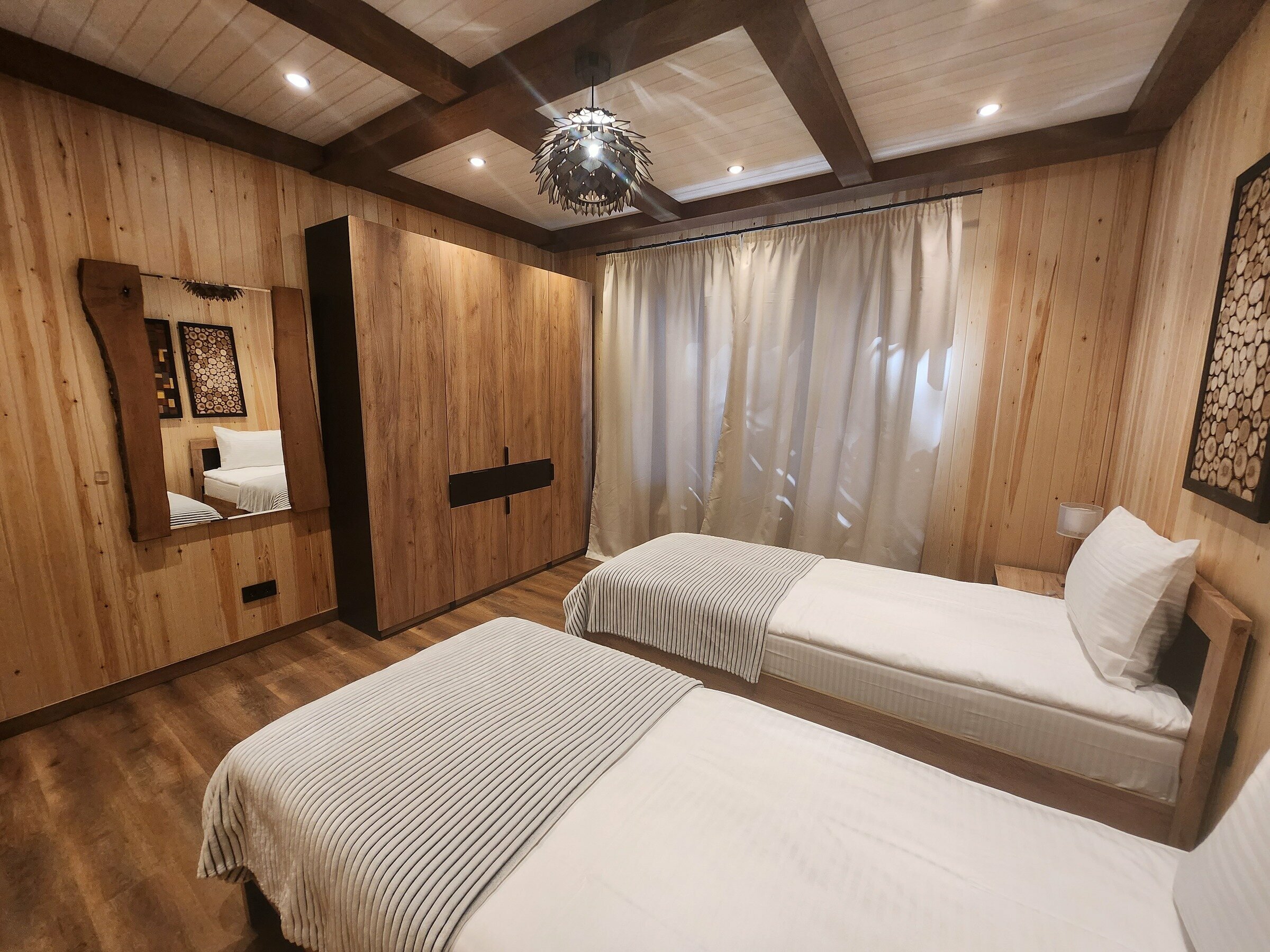 Семейный апартамент с двумя спальнями