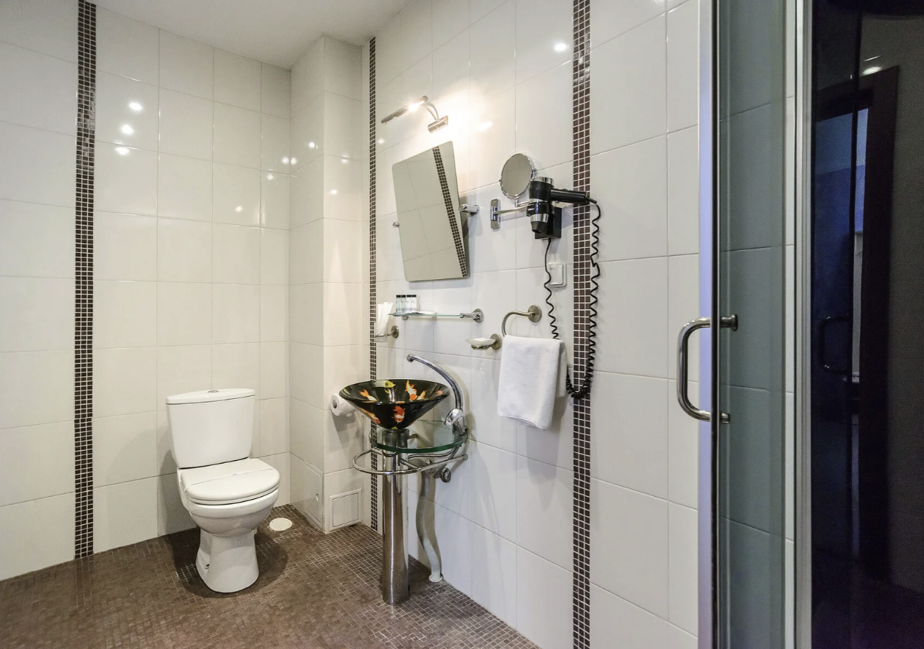 Семейный номер с 2 раздельными кроватями