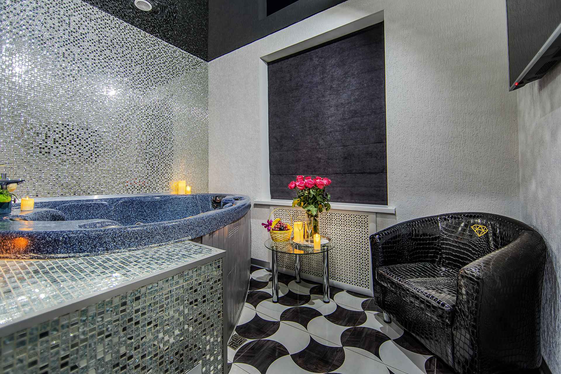 Двухместный номер с 1 кроватью с ванной (только для взрослых)