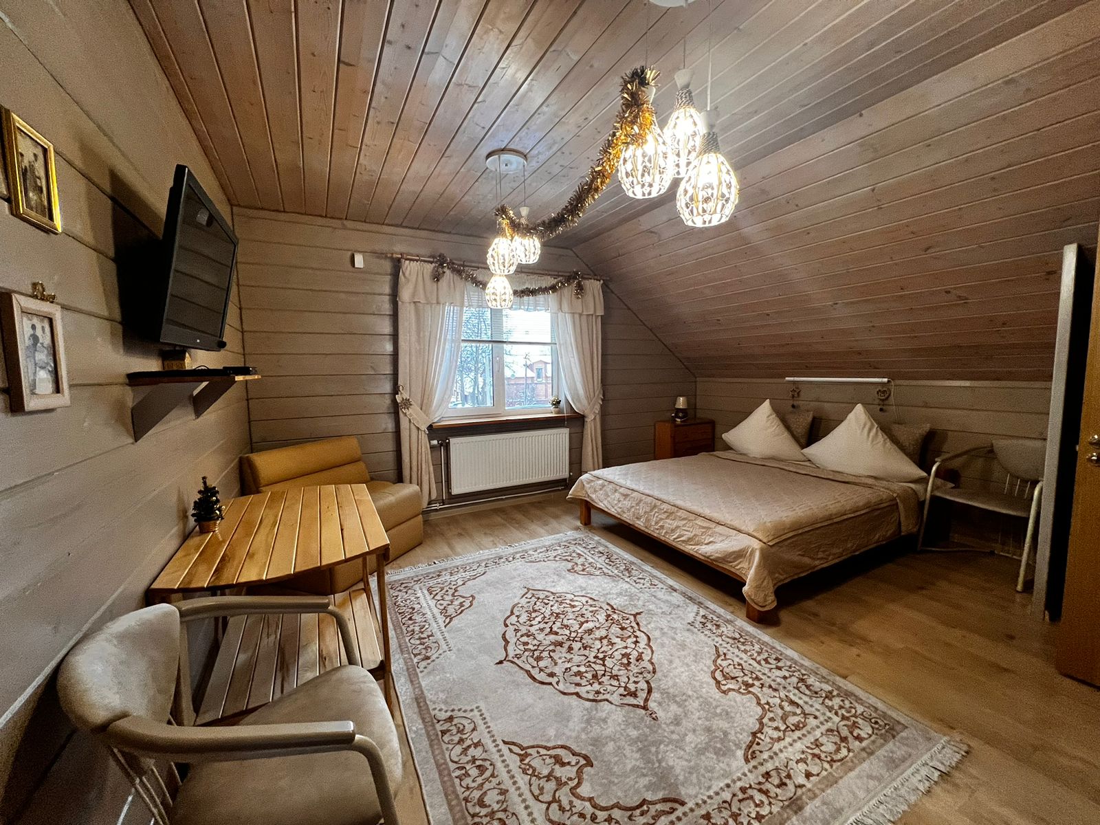 Трехместный номер «Комфорт» с душем