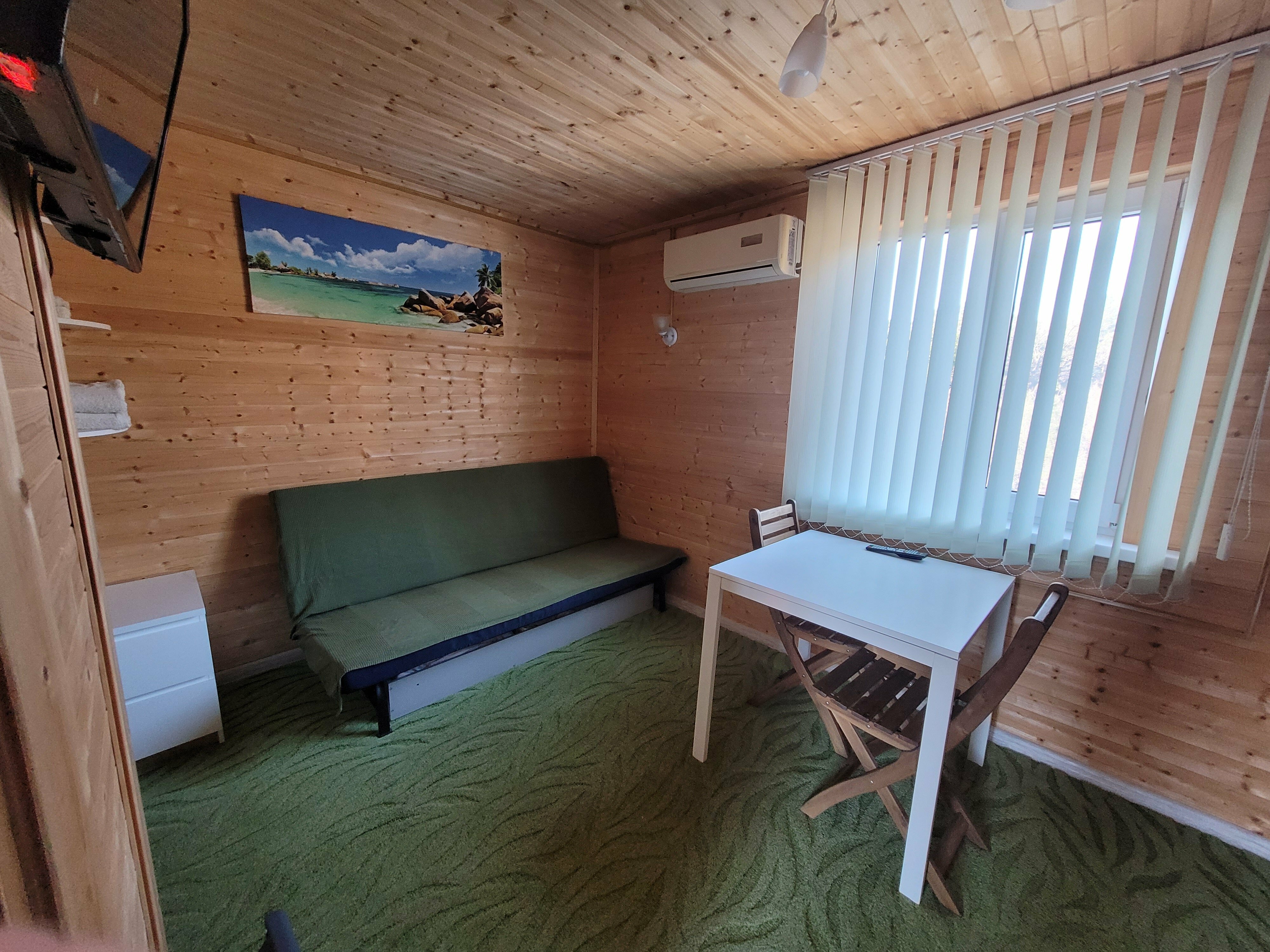 Четырехместный номер с видом на горы