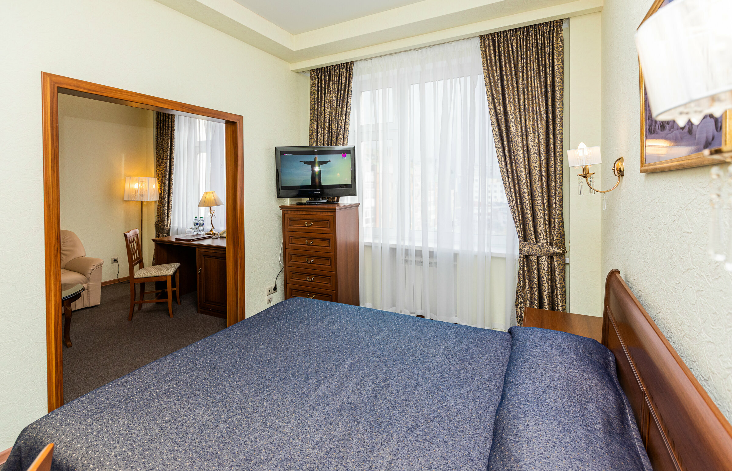 Люкс с кроватью размера «king-size»