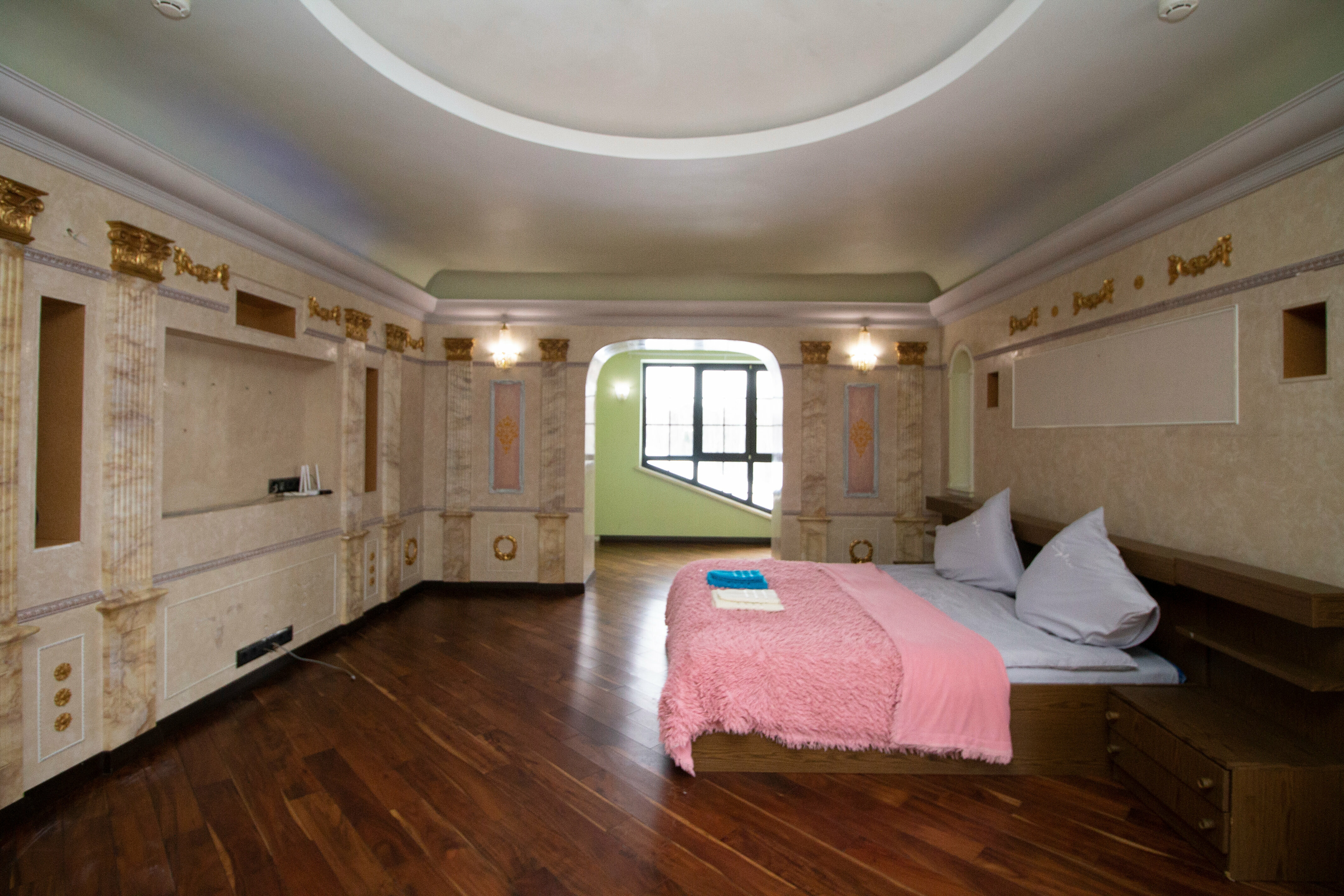 Дом с 5 спальнями