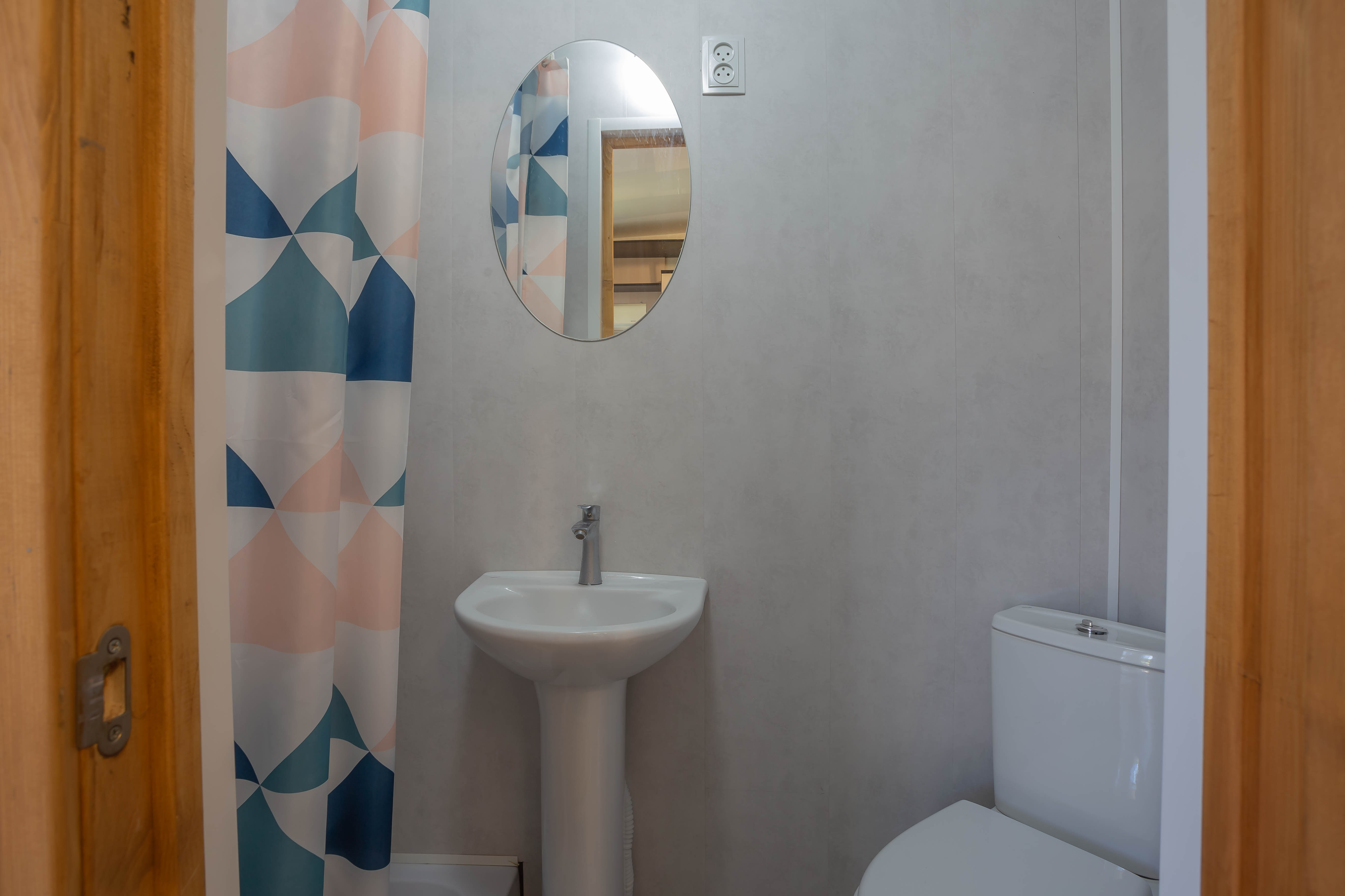 Семейный номер с душем