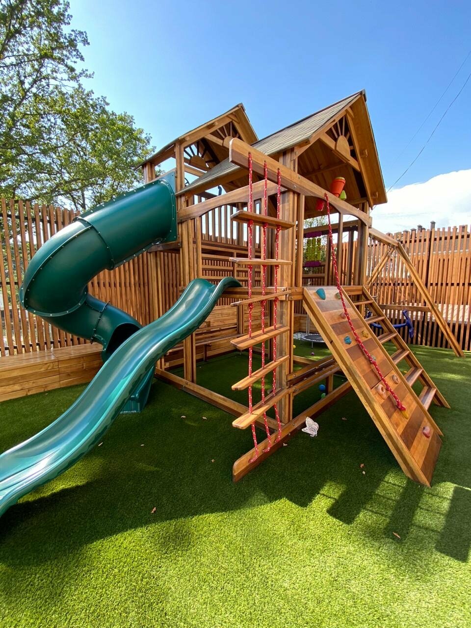 3-х местные апартаменты с балконом в жк c круглогодично подогреваемым бассейном +32 ° "Alicekeys"