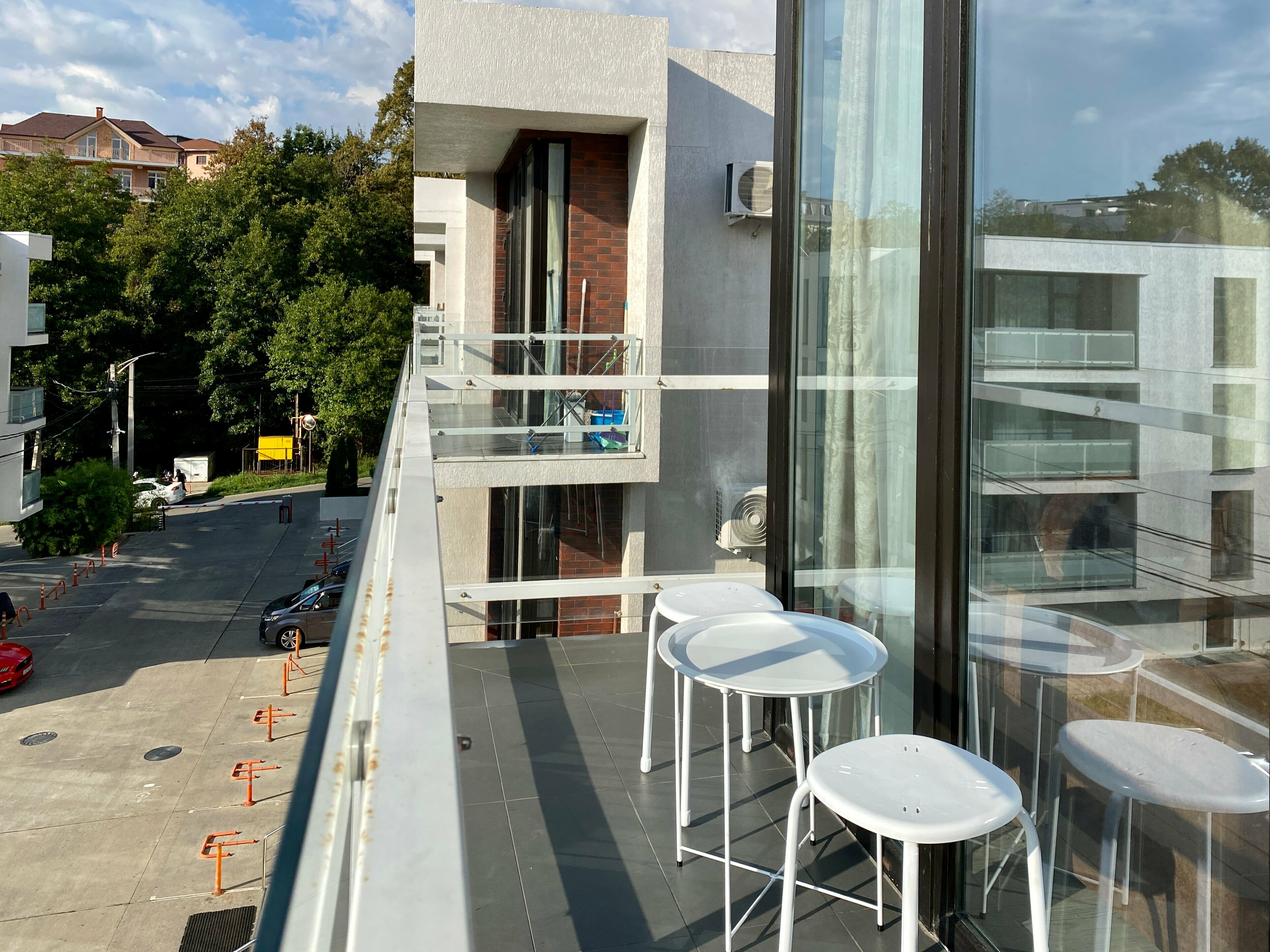 4-х местные апартаменты с балконом в жк c круглогодично подогреваемым бассейном +32 ° "Alicekeys" 13/59