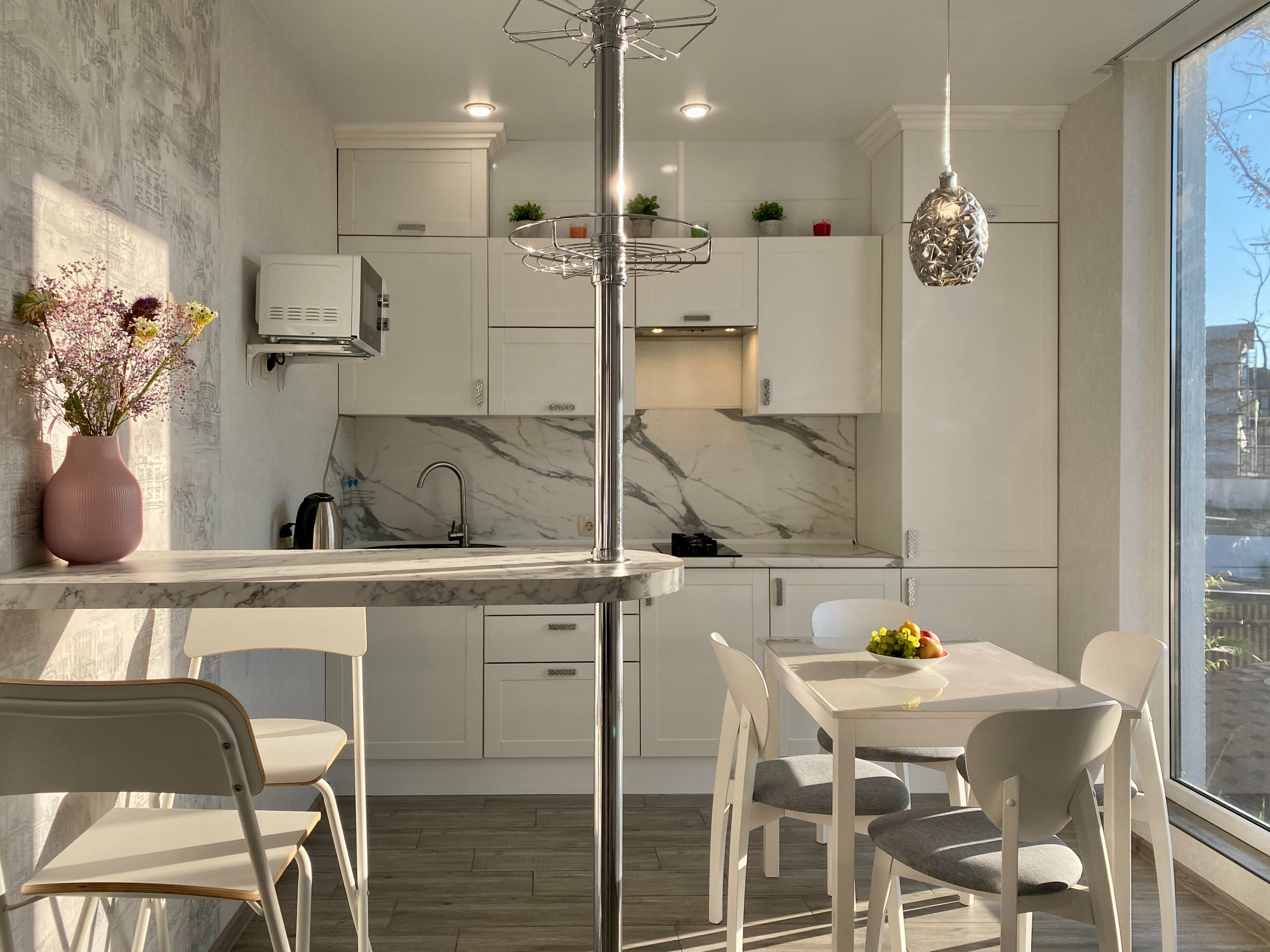 4-х местные апартаменты с балконом в жк c круглогодично подогреваемым бассейном +32 ° "Alicekeys" 9/97