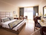 Трёхместный номер Superior в Amwaj Oyoun Resort