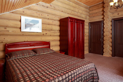 Двухместный номер с двуспальной кроватью и дополнительной кроватью в Гелион