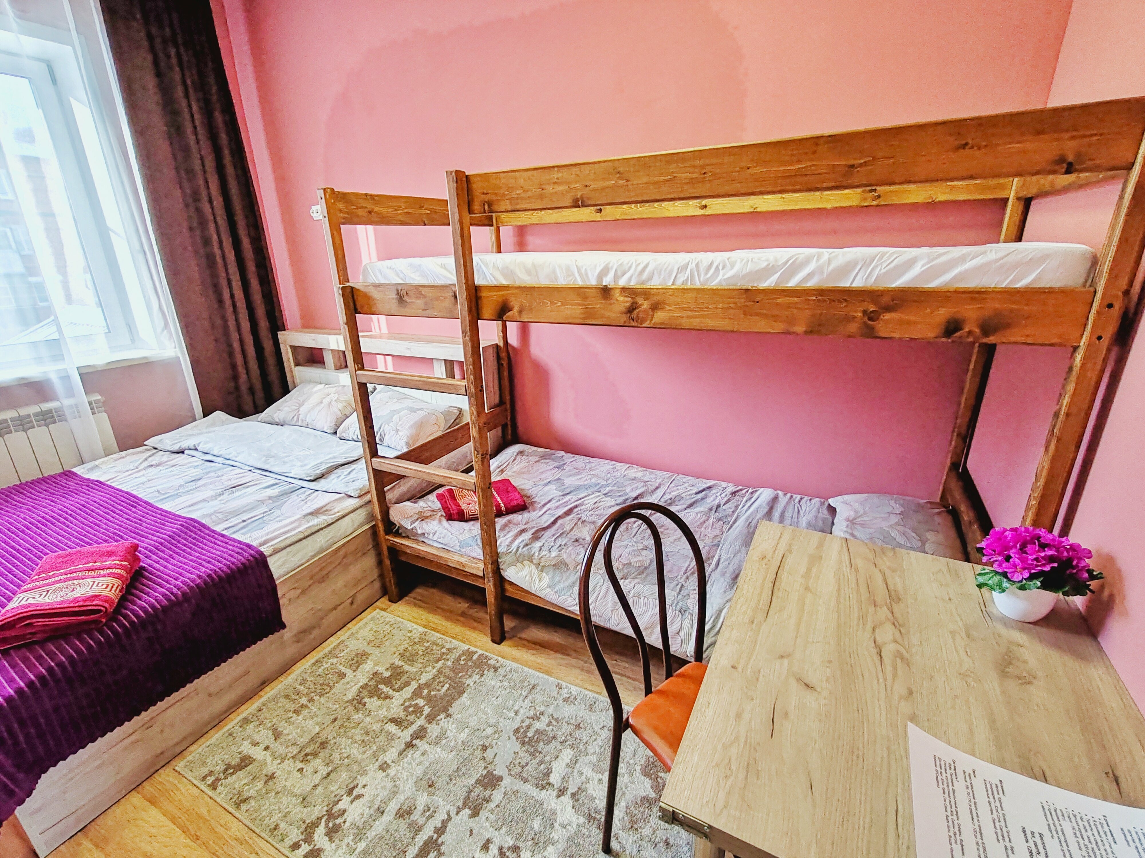 Четырехместный номер с видом на горы