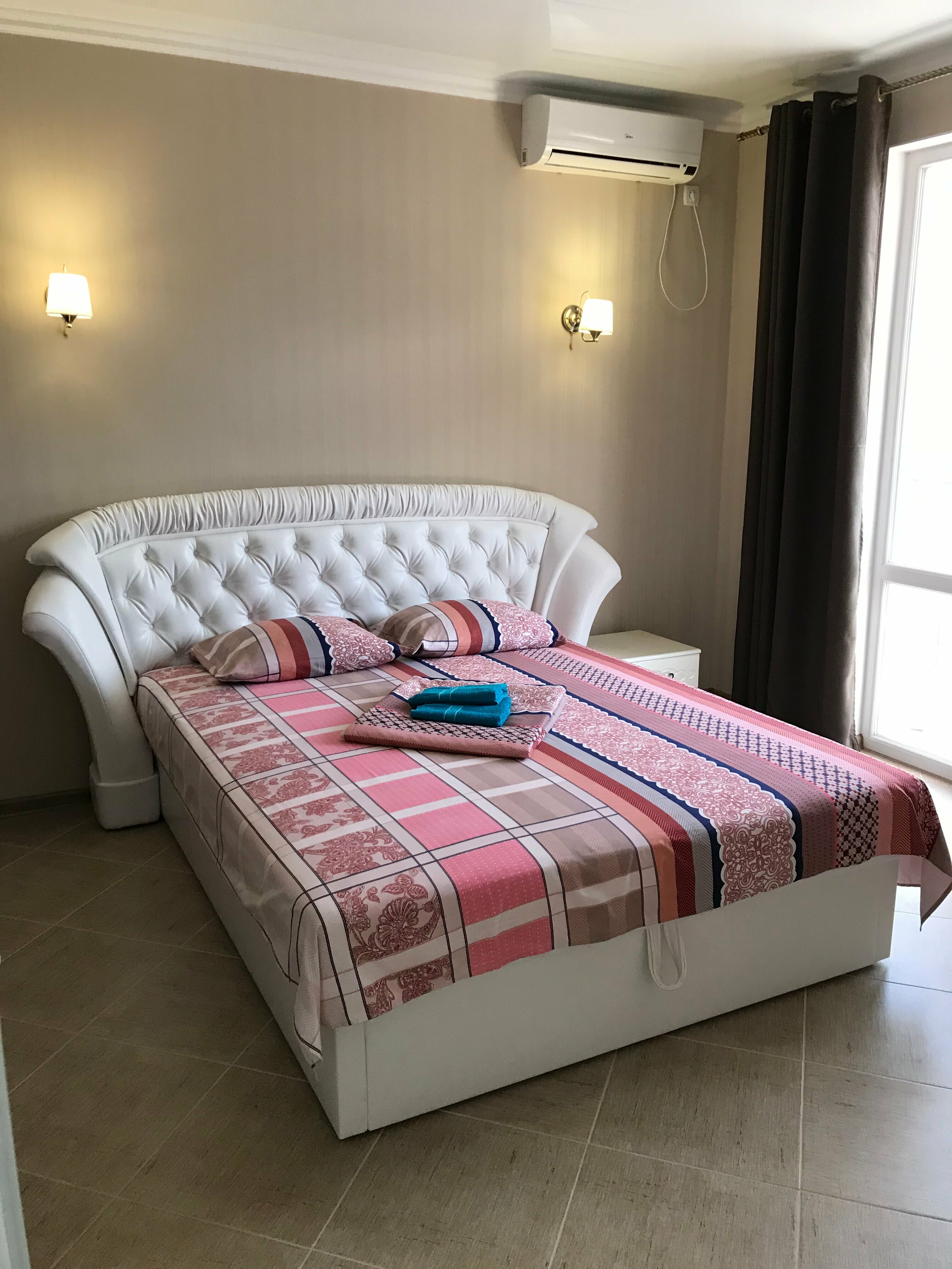 Двухместный номер с 1 кроватью или 2 отдельными кроватями, вид на горы