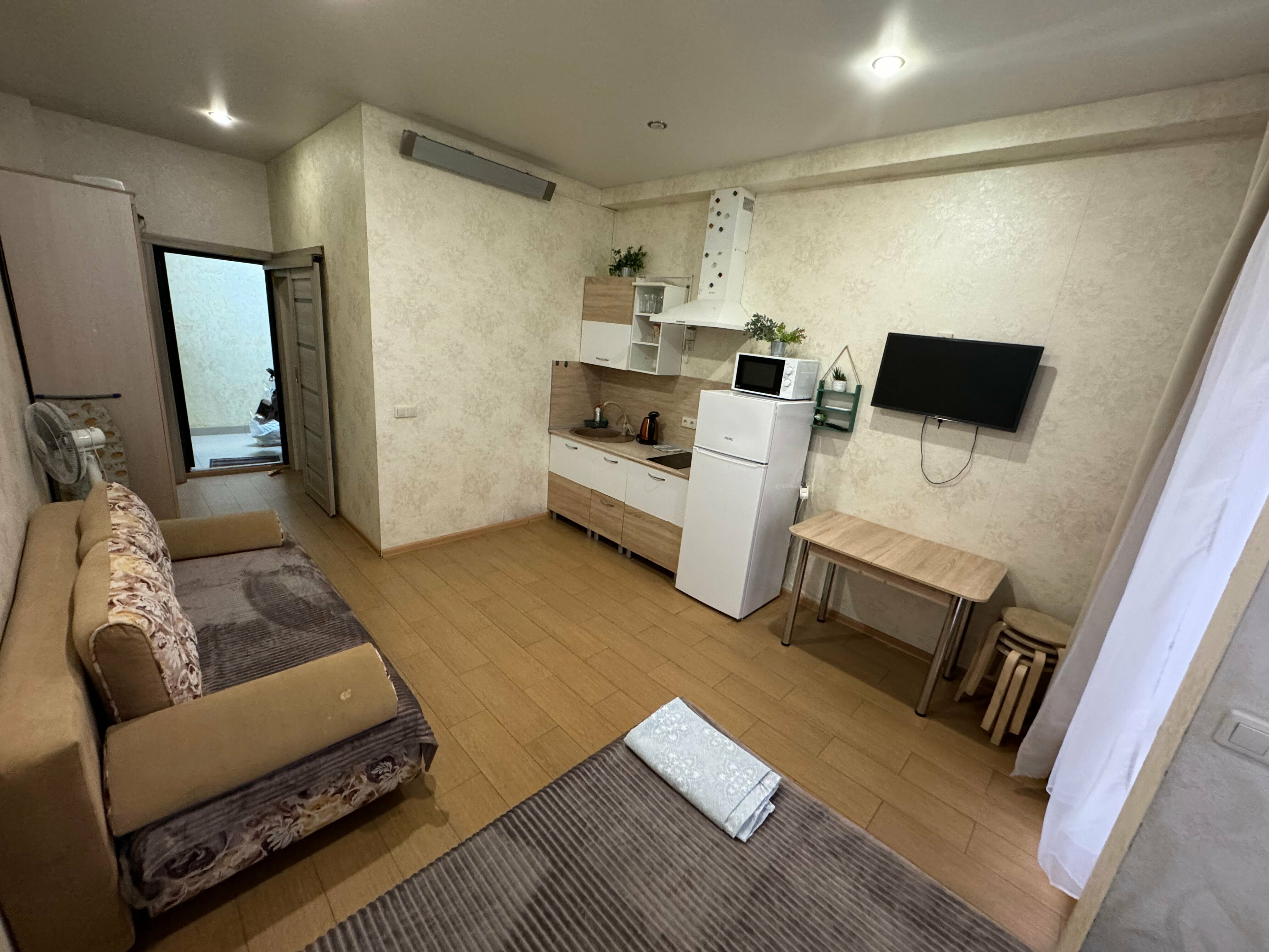 Четырехместный номер с балконом