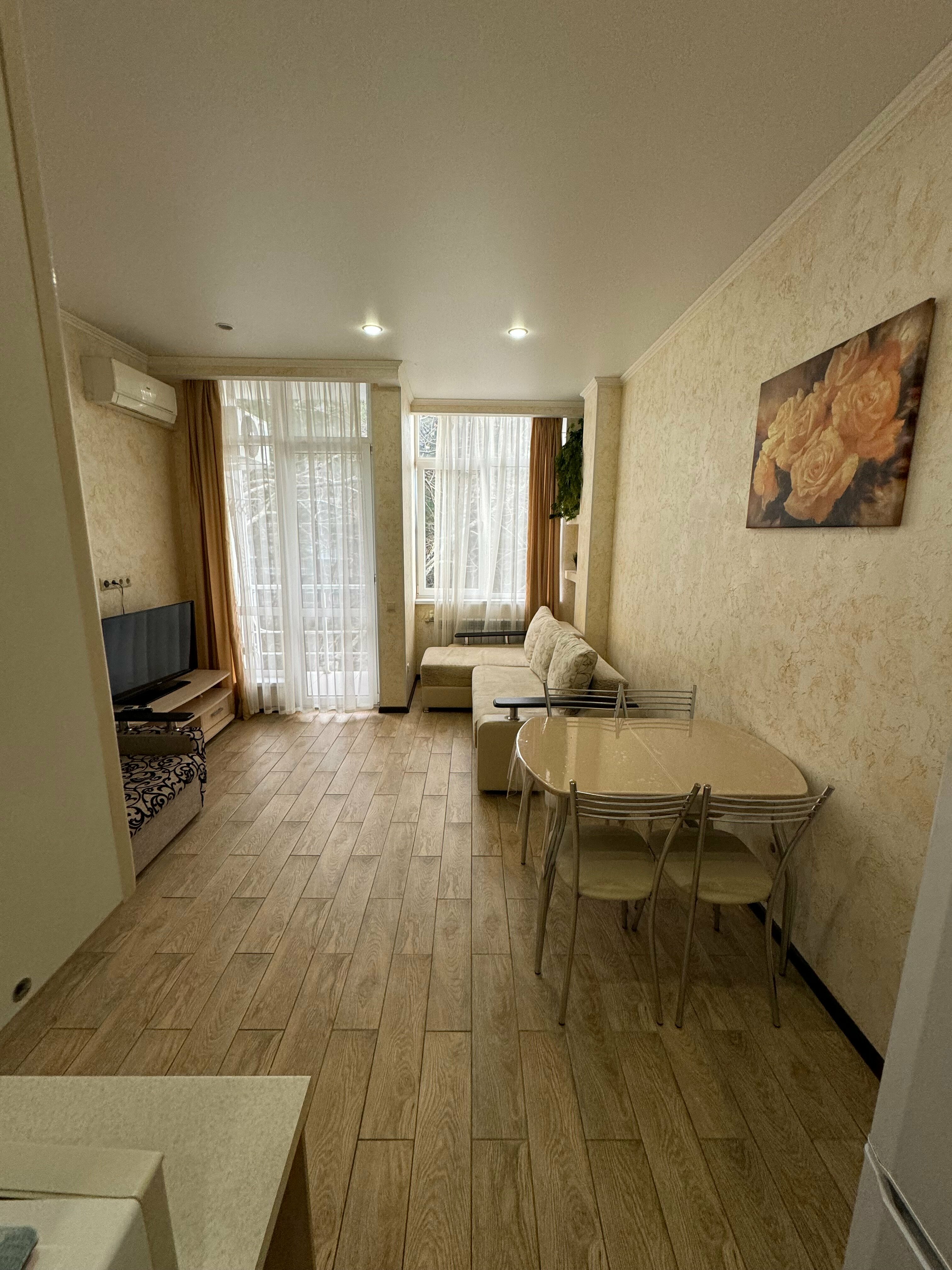 Апартаменты с балконом