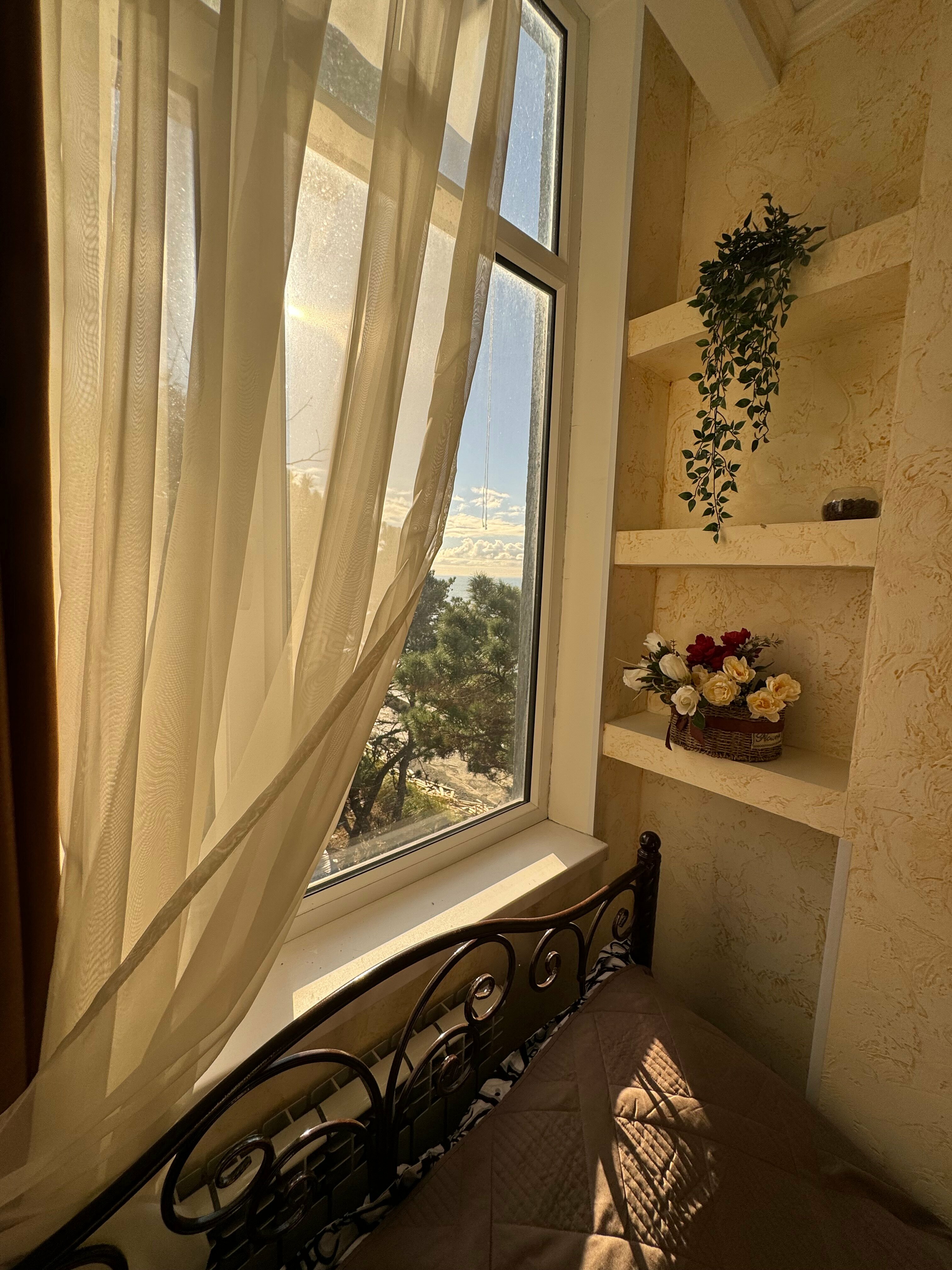 Четырехместный номер с балконом