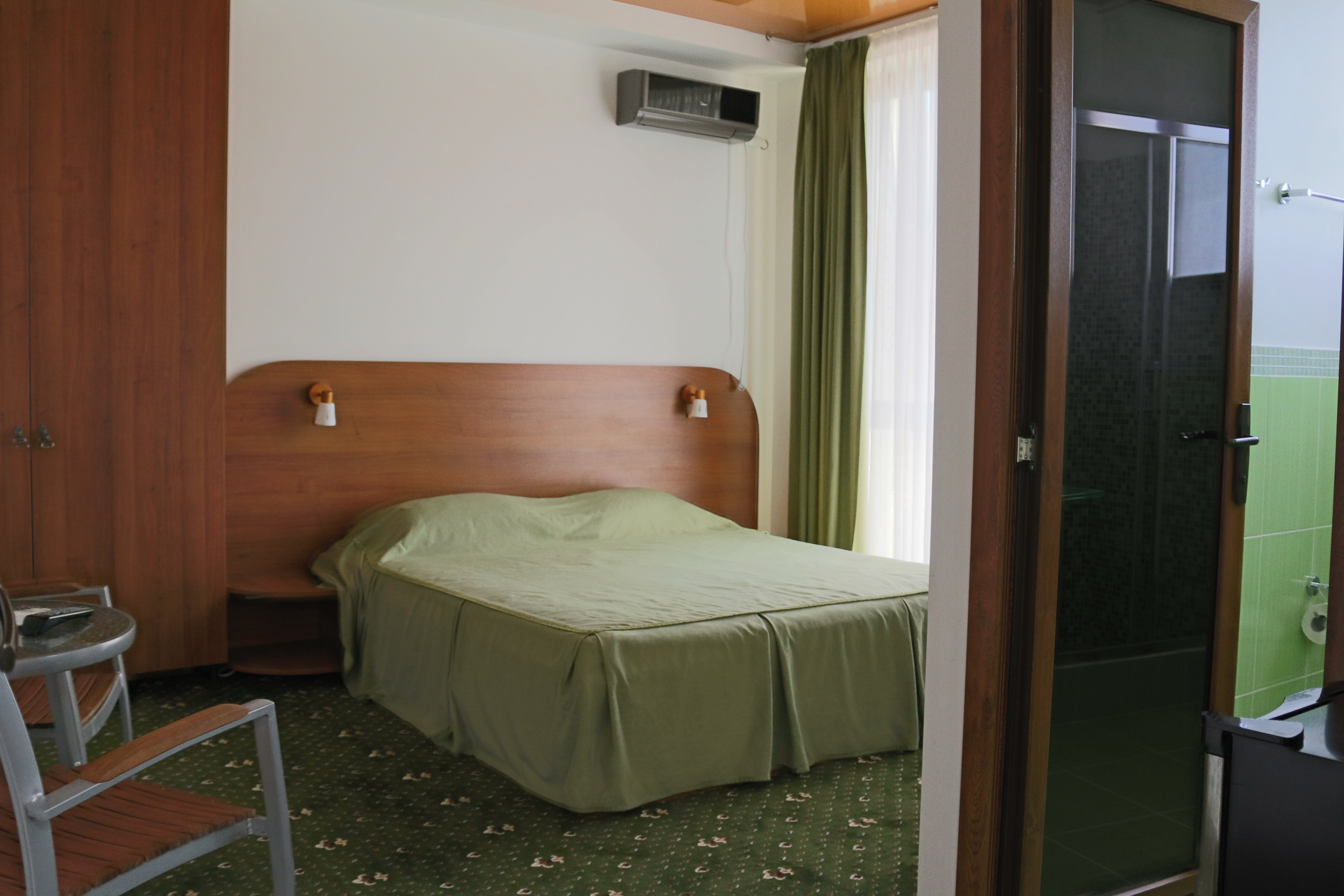 Стандартный номер с кроватью размера «king-size»