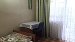 Двухместный номер с 2 отдельными кроватями и общей ванной комнатой в Гостевой Дом Сундари
