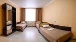 Односпальная кровать в общем мужском номере в Горный Алтай