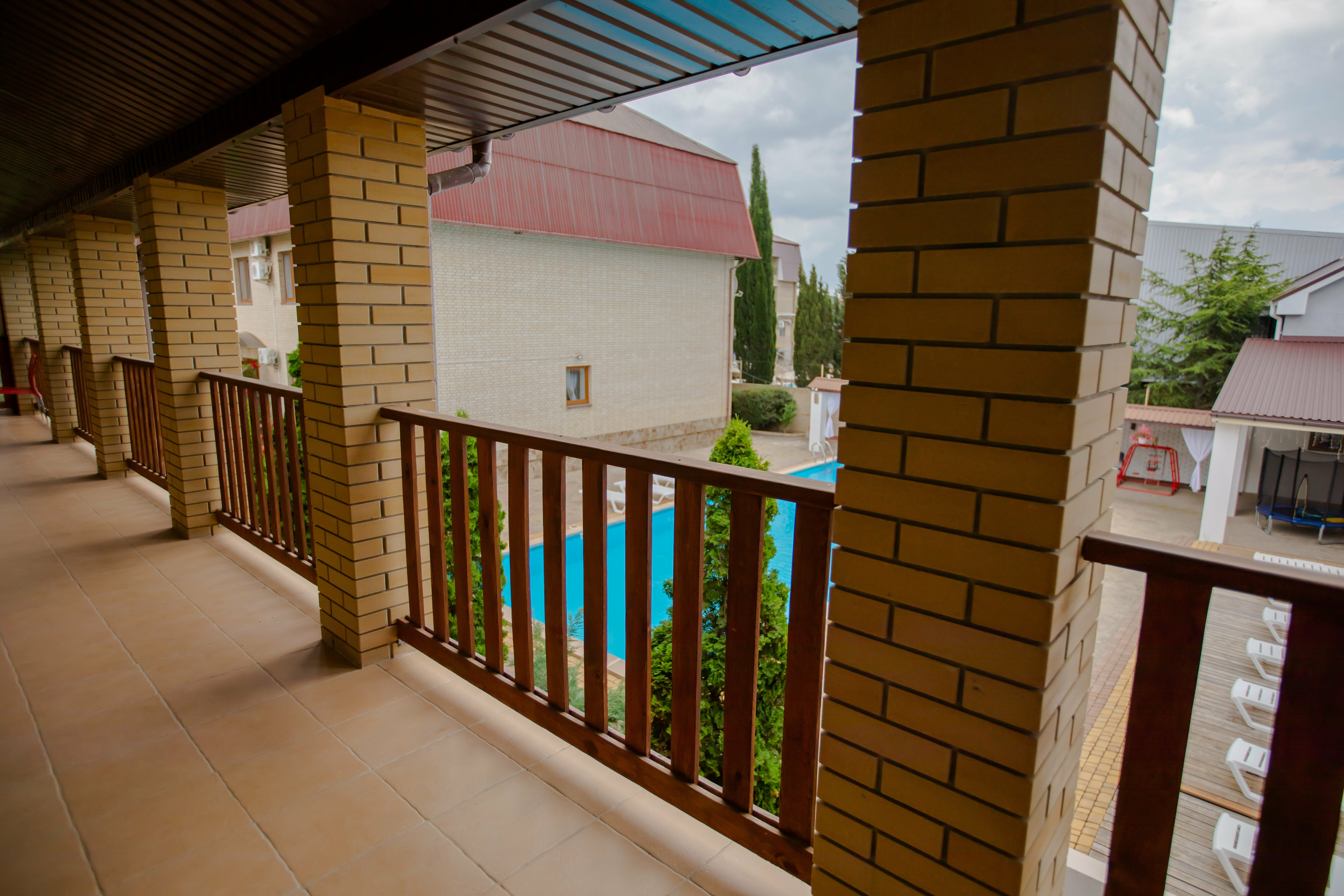 Апартаменты с видом на бассейн