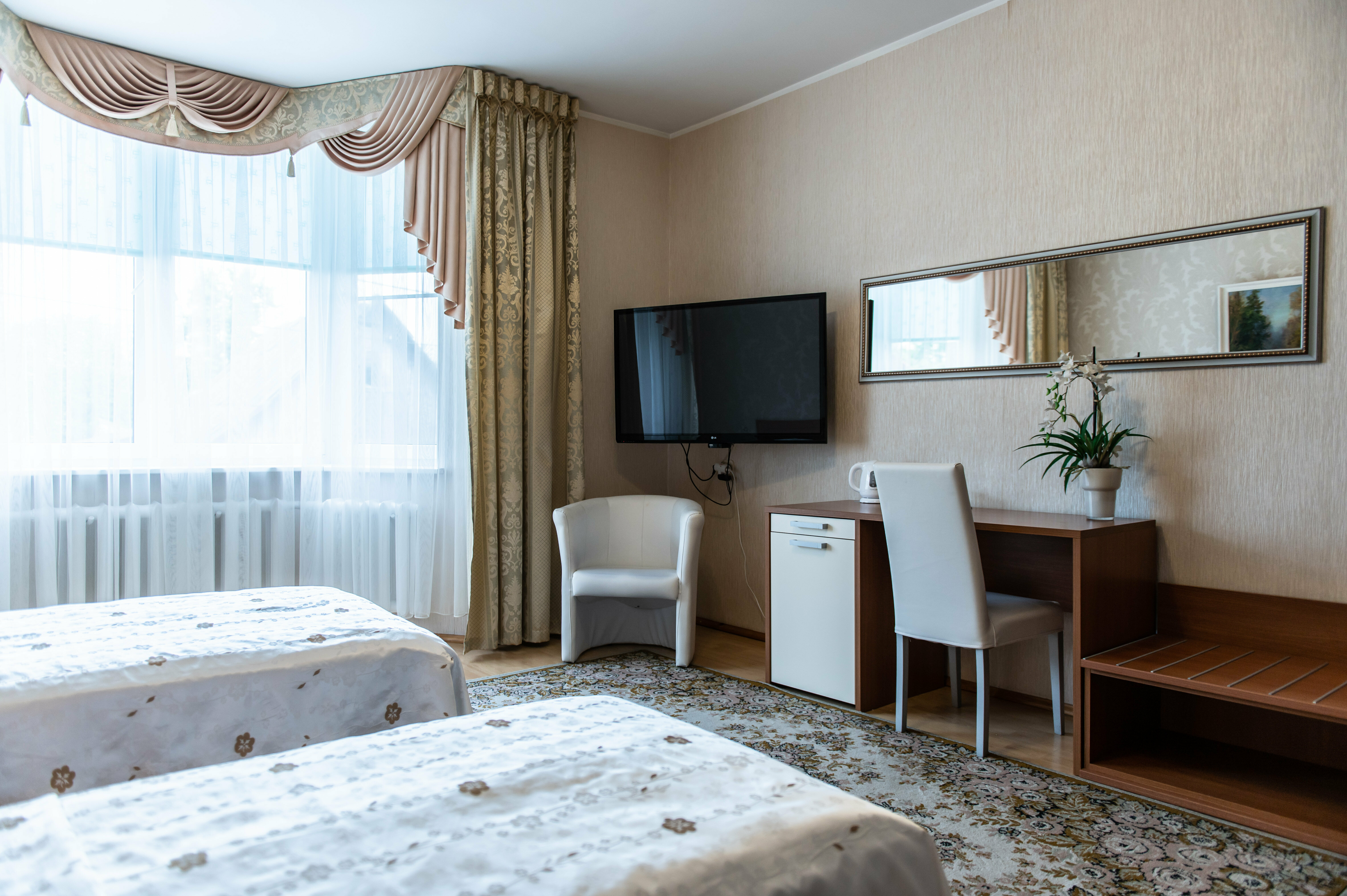 Улучшенные двухместные апартаменты с 1 большой кроватью или 2 раздельными